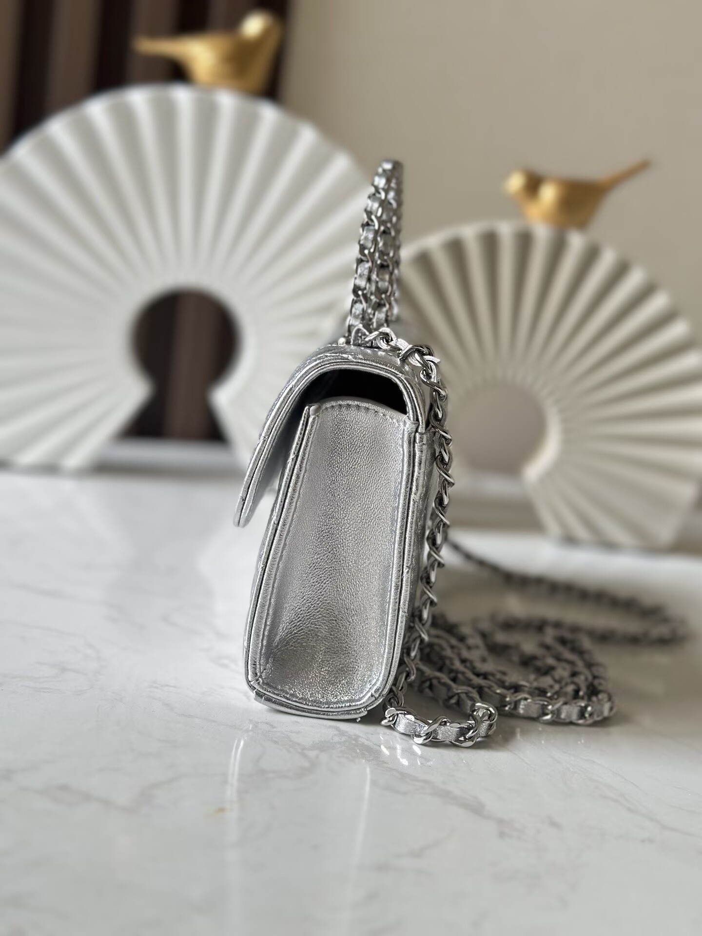 Ch**el Kelly 23P 19x10x4.5cm