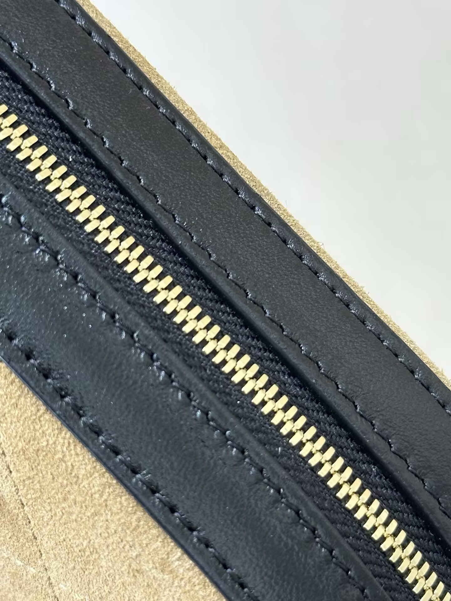 Ch**el Clutch with chain AP5092 11.5x19.5x5.5cm