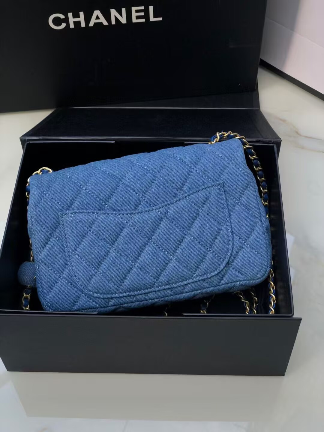 Ch**el Denim Quilted Flap Bag 20x13x7cm