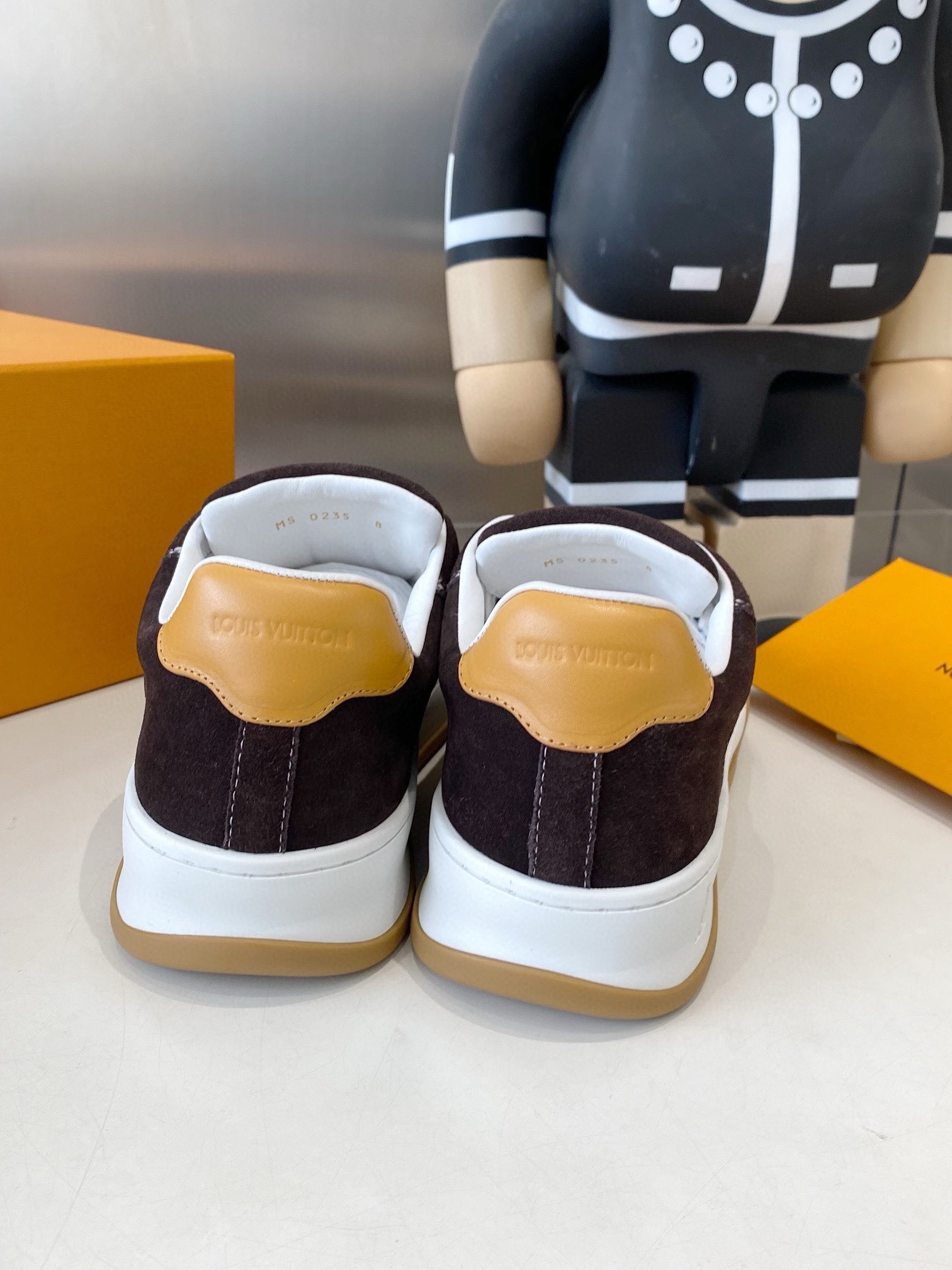 UA LV Tilted Sneaker