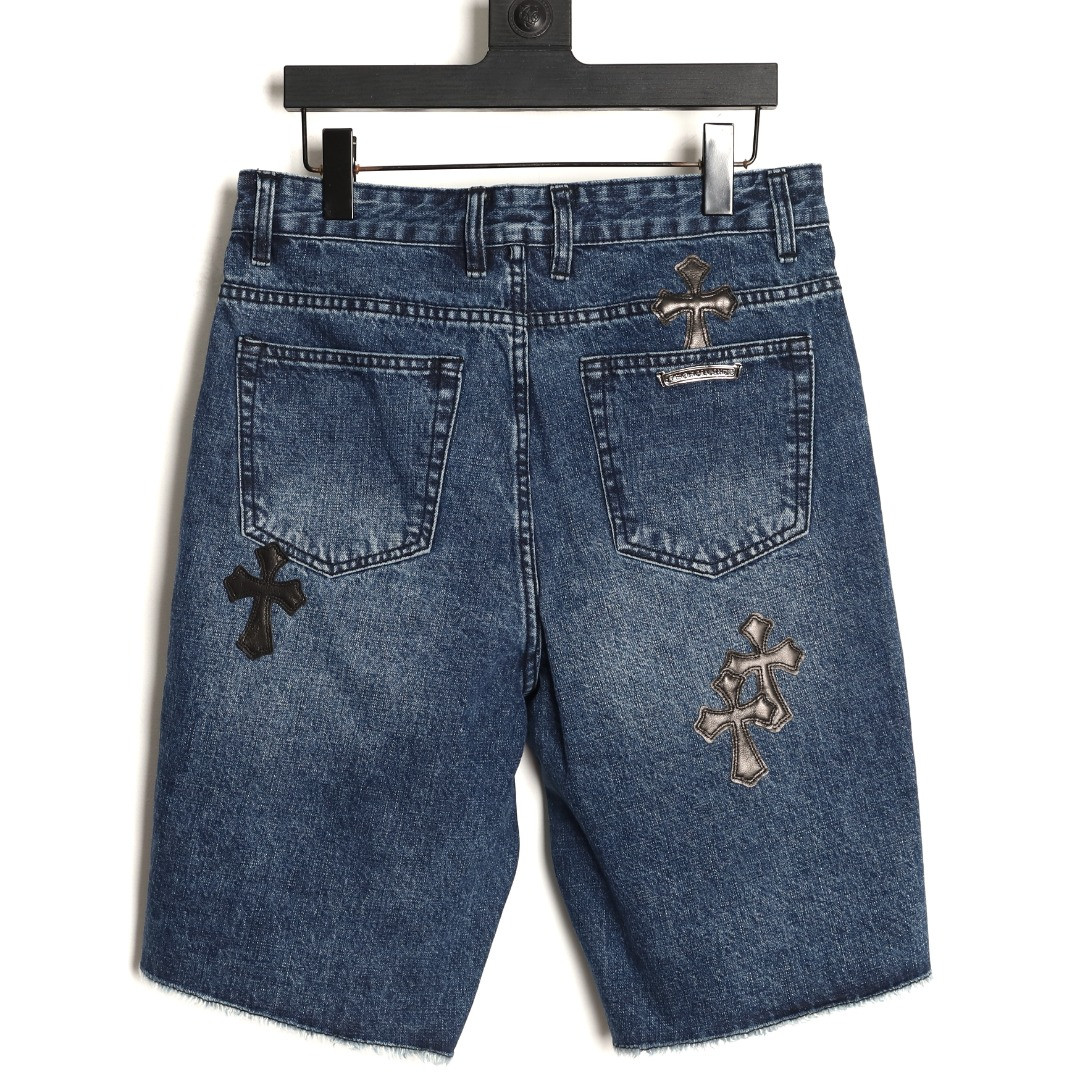 Ch*0me He**ts shorts
