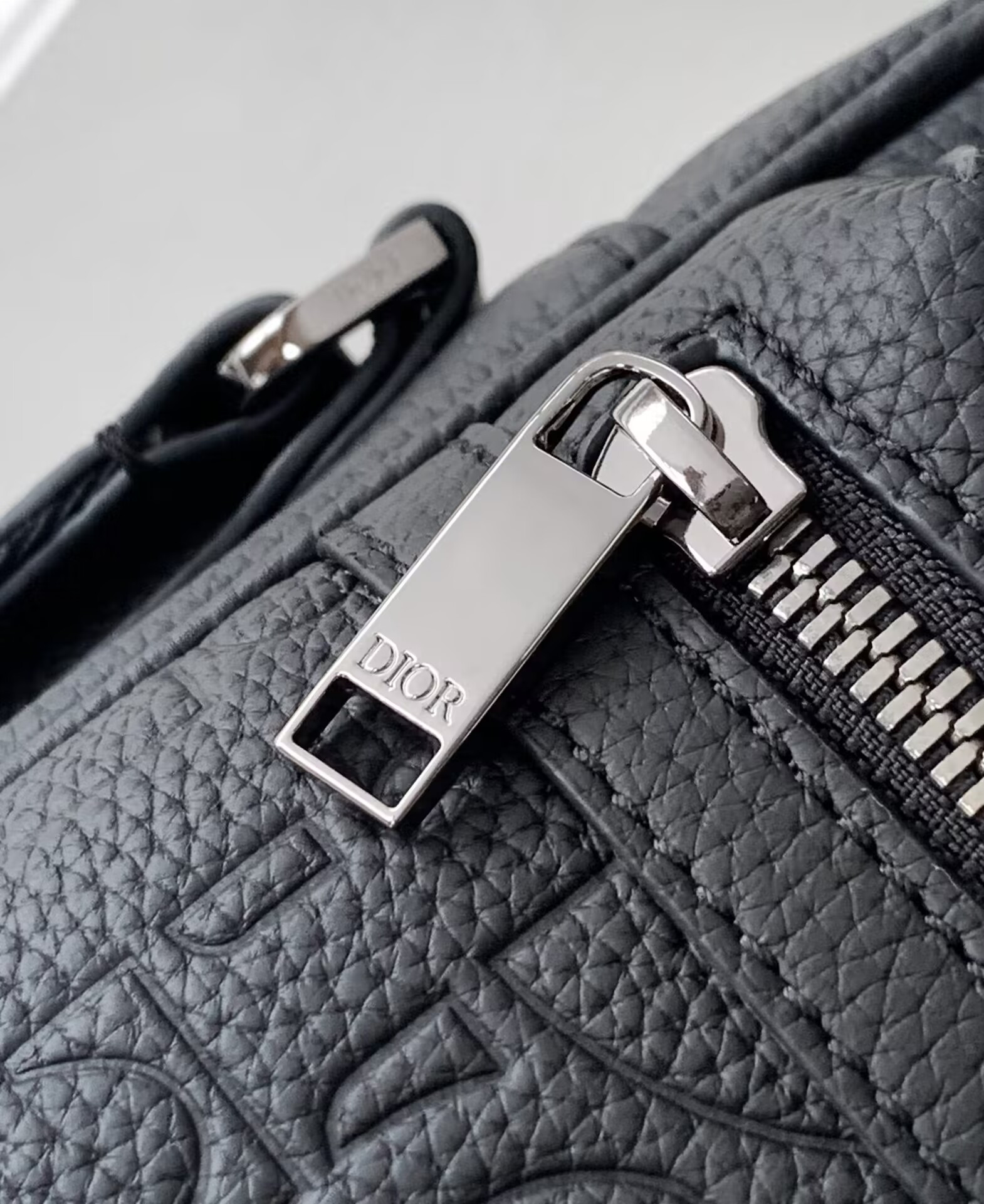 D10r Rider 2.0 Zipped Messenger Bag 23×17×7.5cm