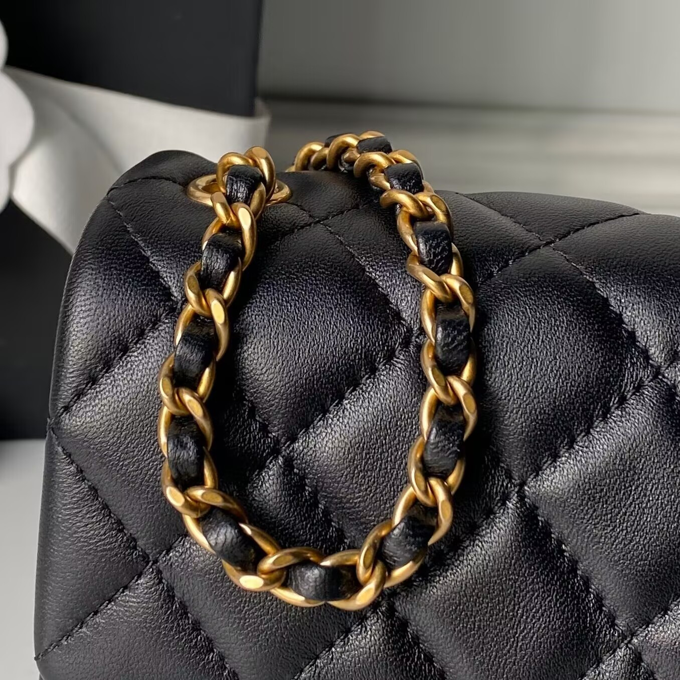 Ch**el MINI FLAP BAG 4.7 × 7.8 × 2.3 in