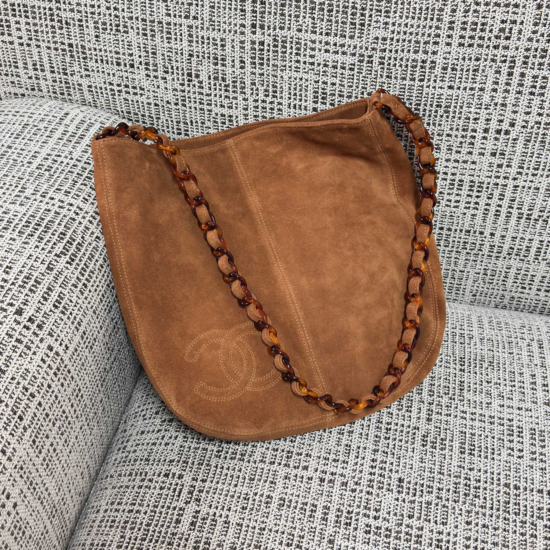 Chanel Hobo Bag 33x32cm