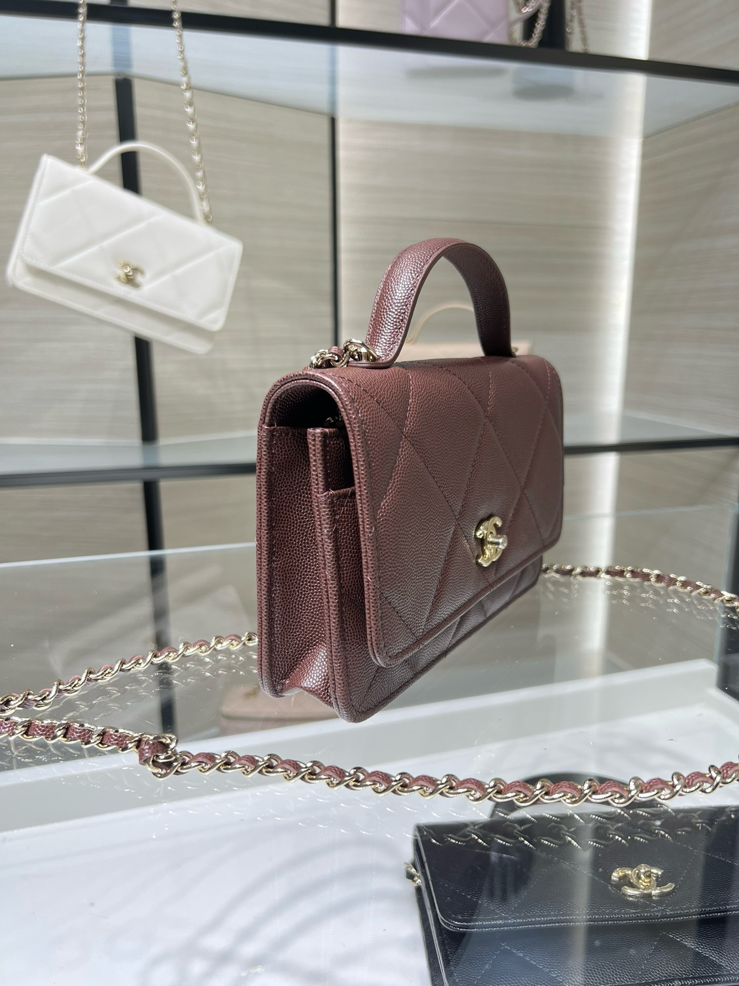 Chanel FLAP BAG WITH TOP HANDLE 19x12x3.5cm