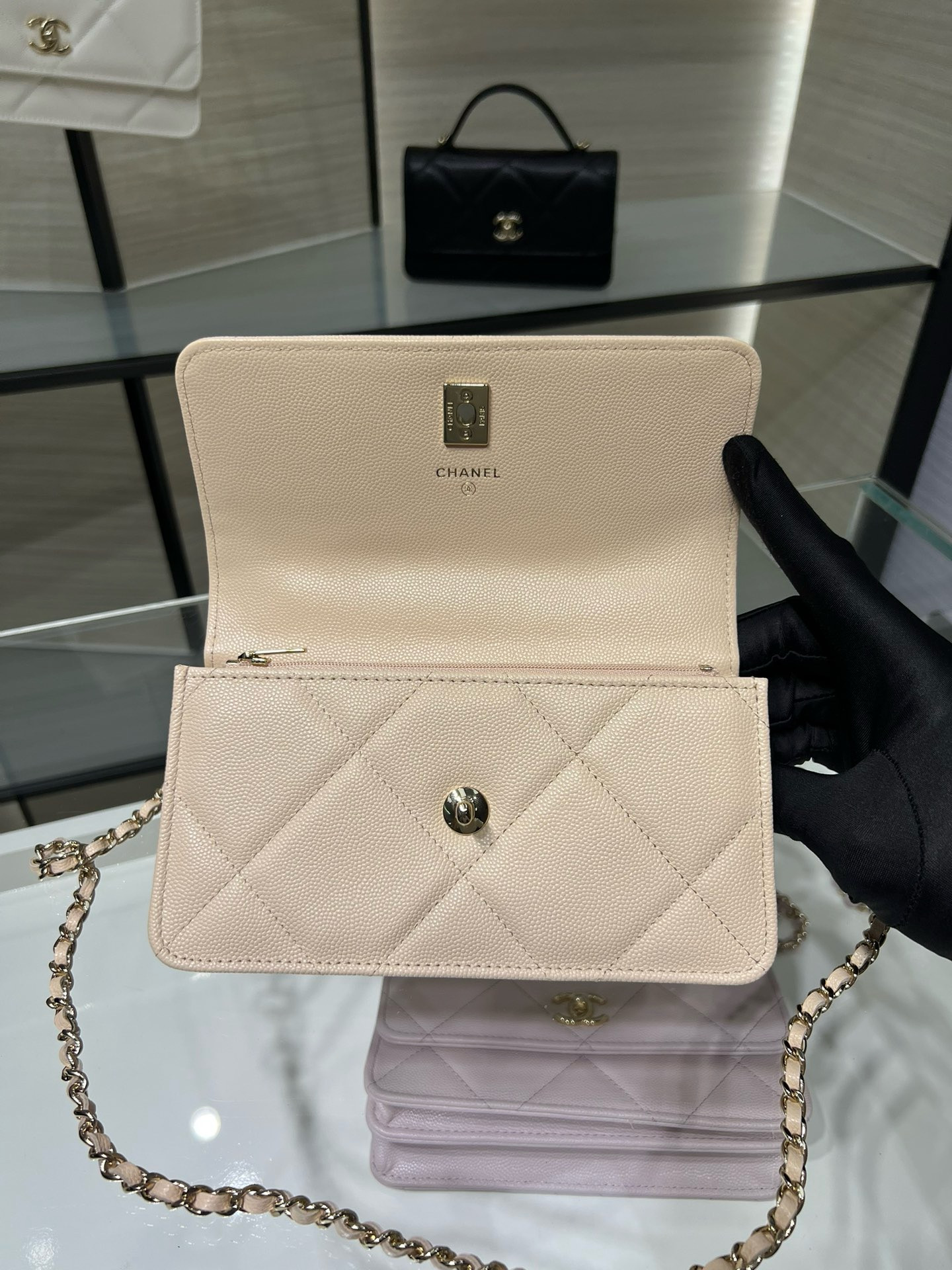 Chanel FLAP BAG WITH TOP HANDLE WALLET ON CHAIN 11x18.5x6cm