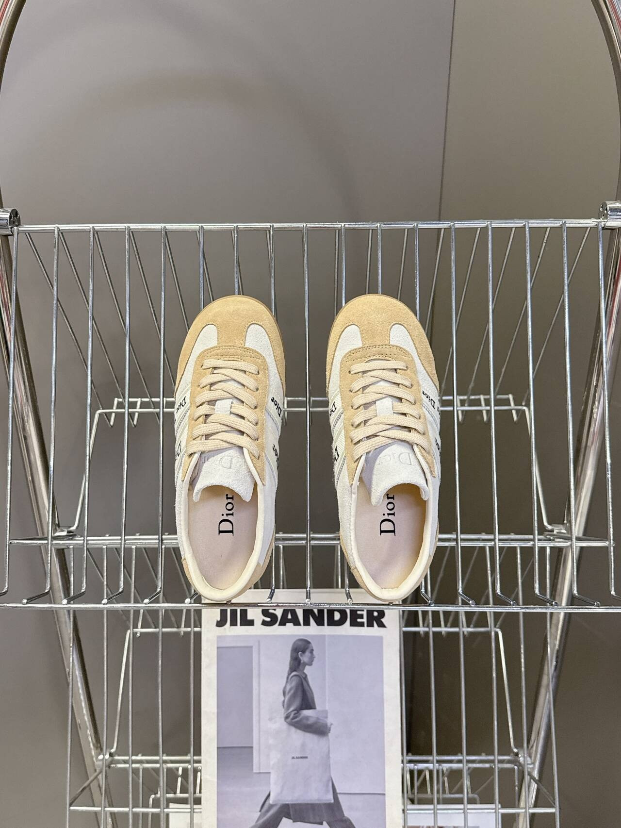 UA D10r Sneakers