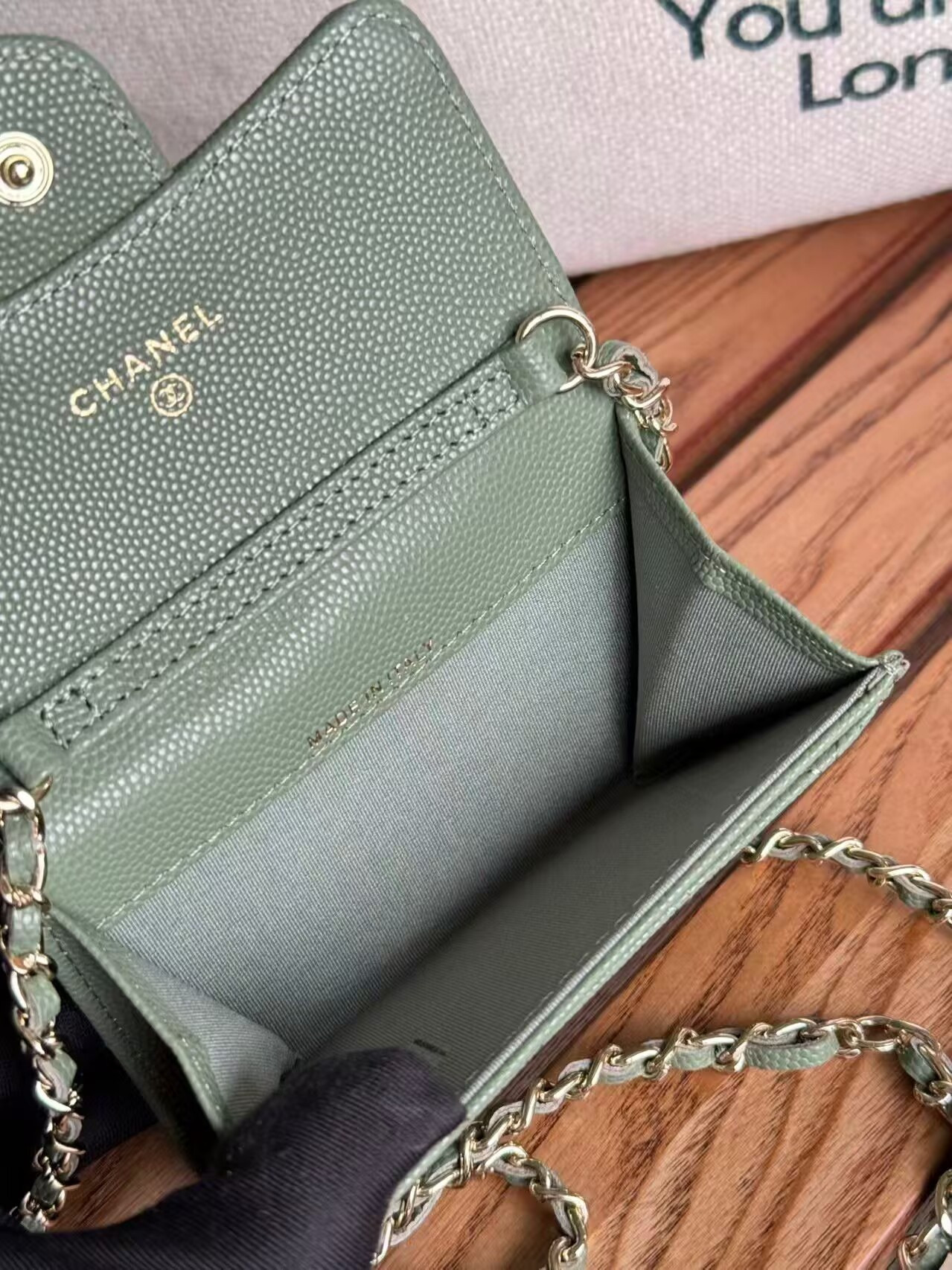 Ch**el Wallet on Chain 11x7.5x2cm