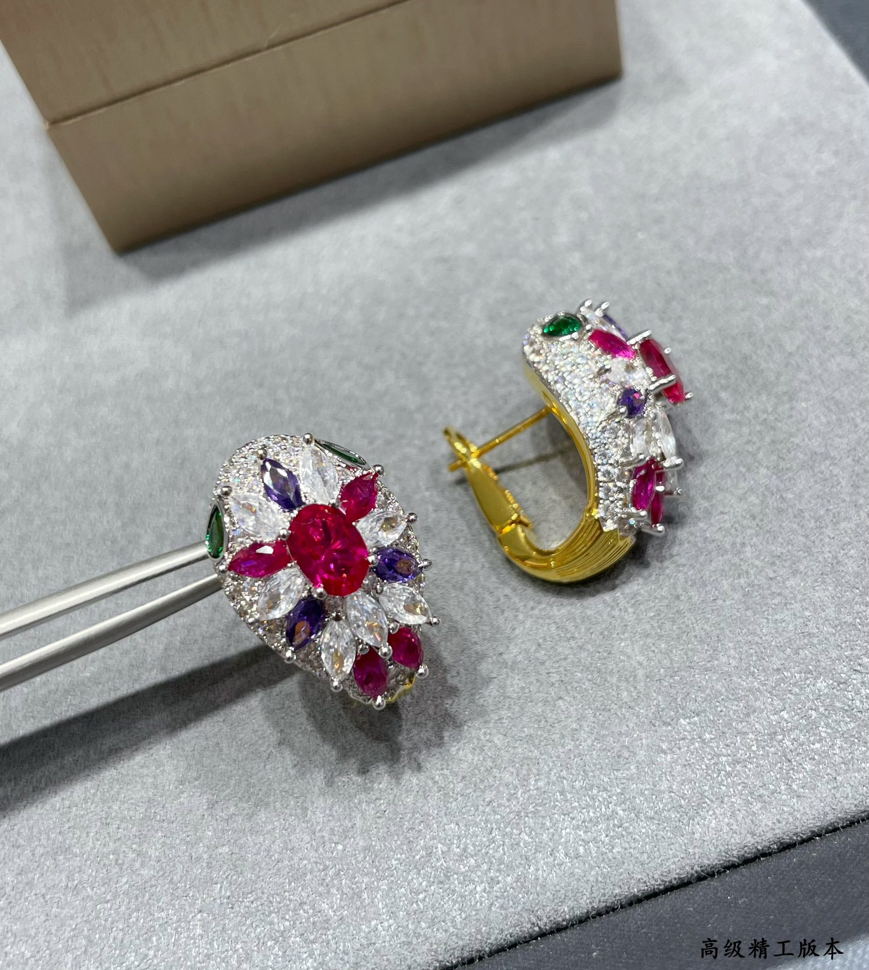 Bv1g*ai D1am0nd Princess Snake Earrings