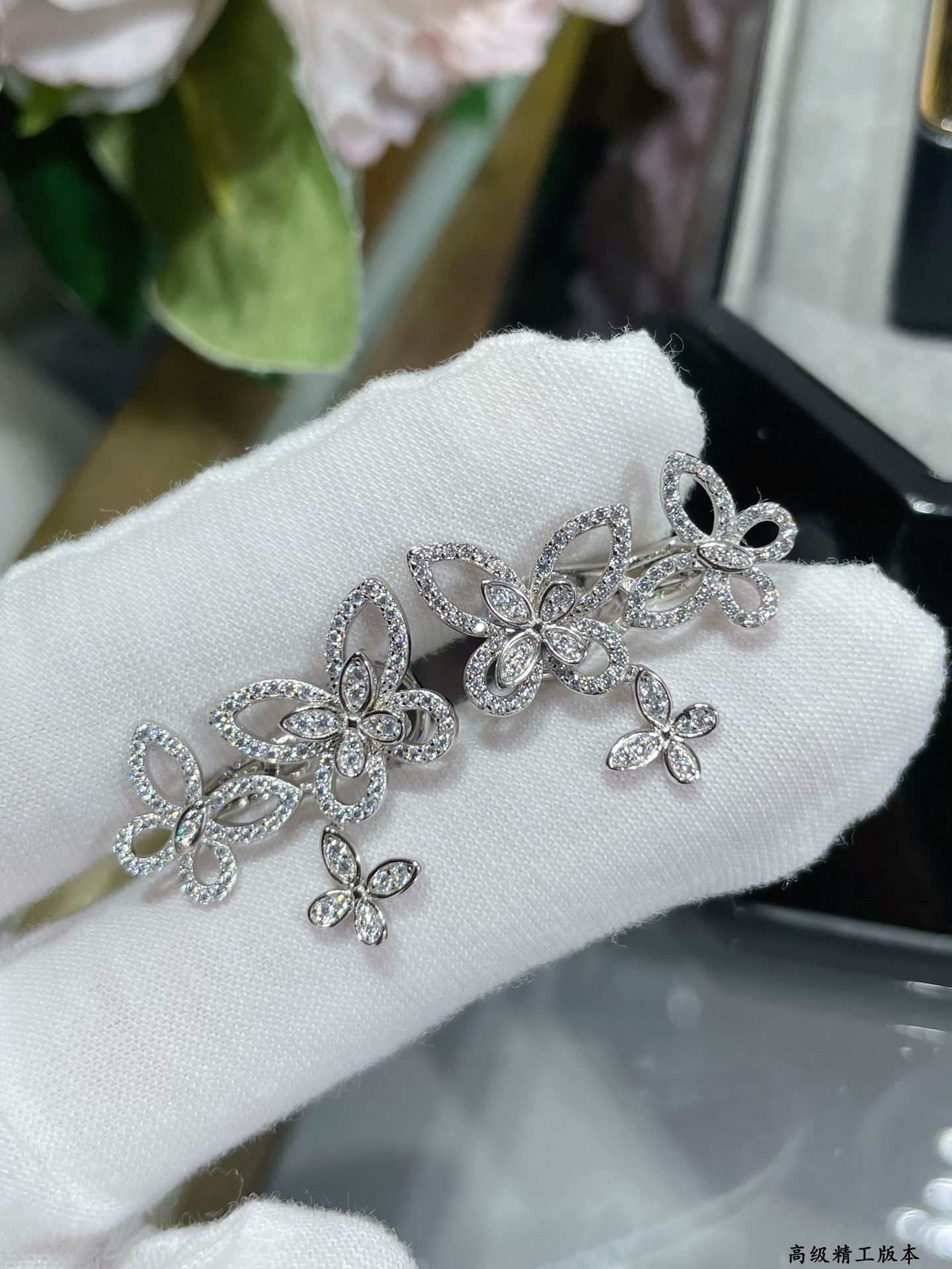 Graff Butterfly Earrings Ag925