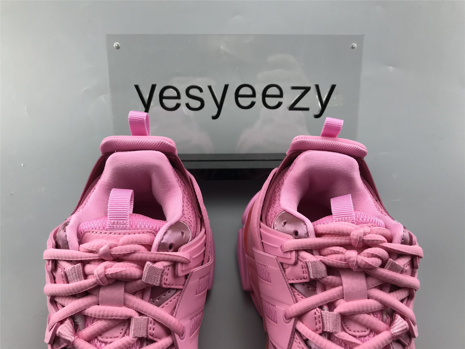 UA TRACK SNEAKER PINK