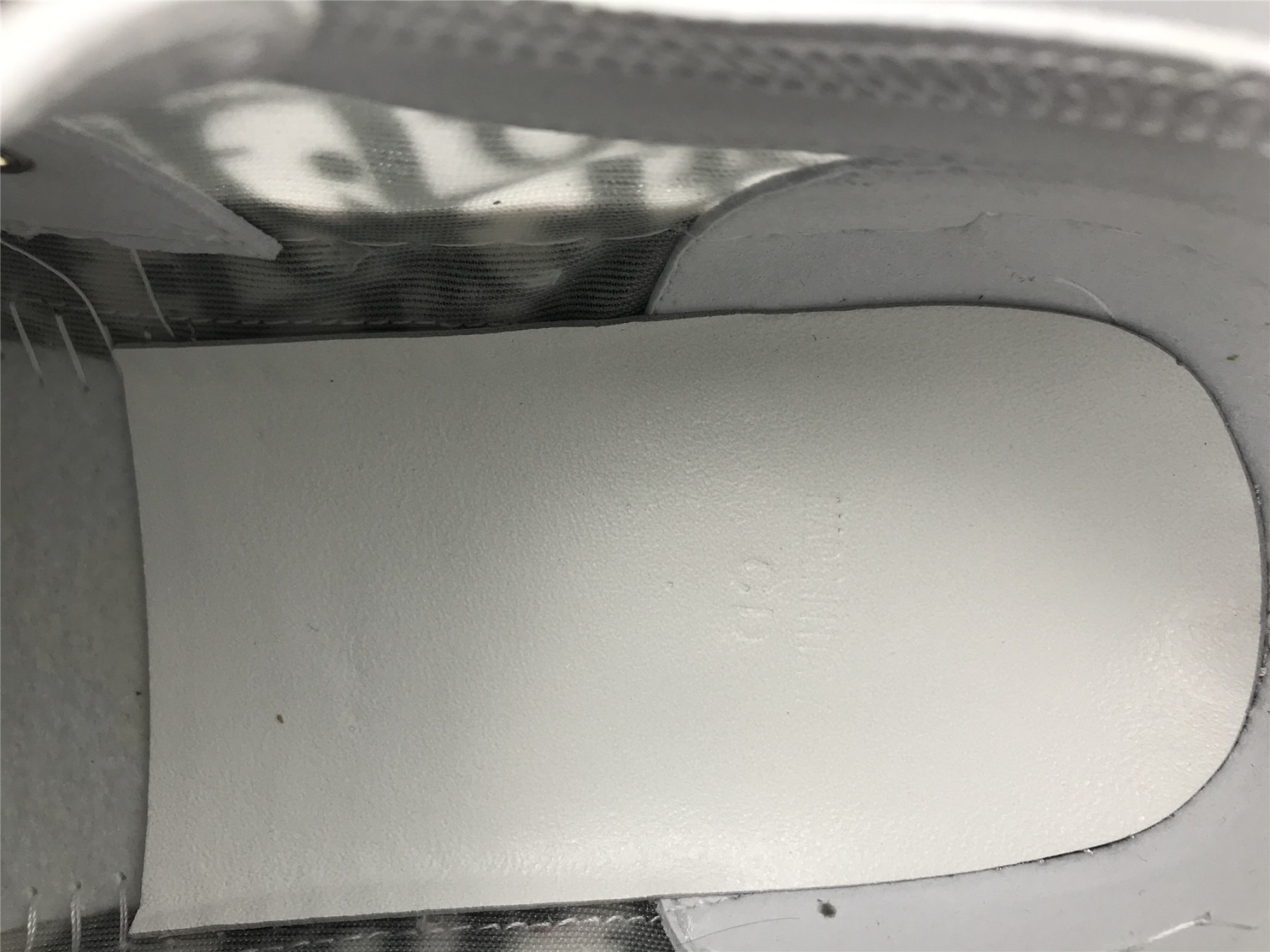 UA D10r B23 LOW TOP LOGO OBLIQUE