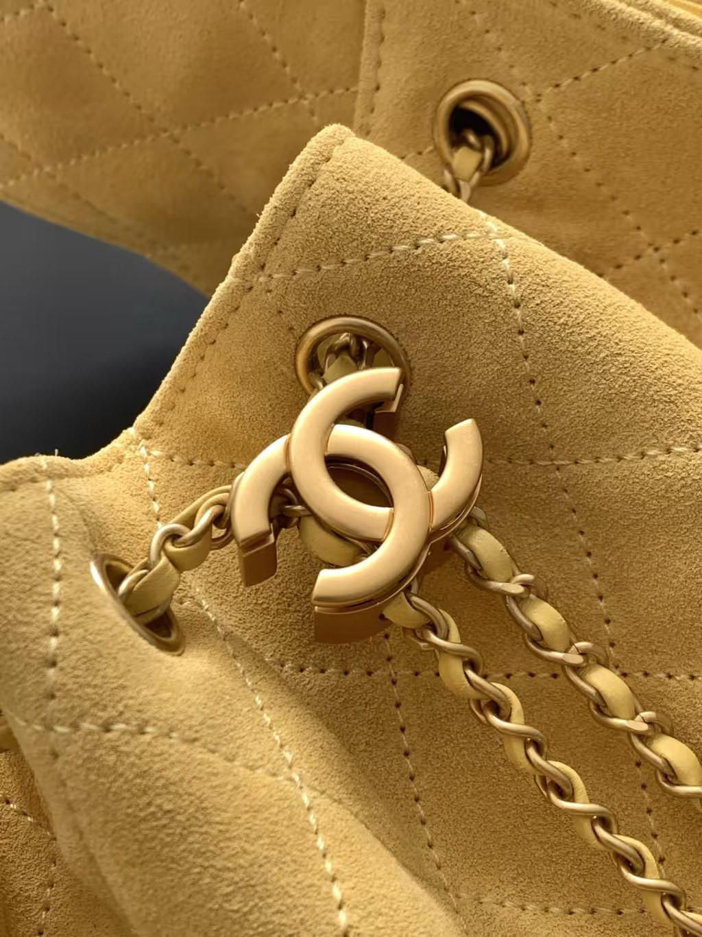 Ch**el 25C Bucket Bag 26x30x14cm