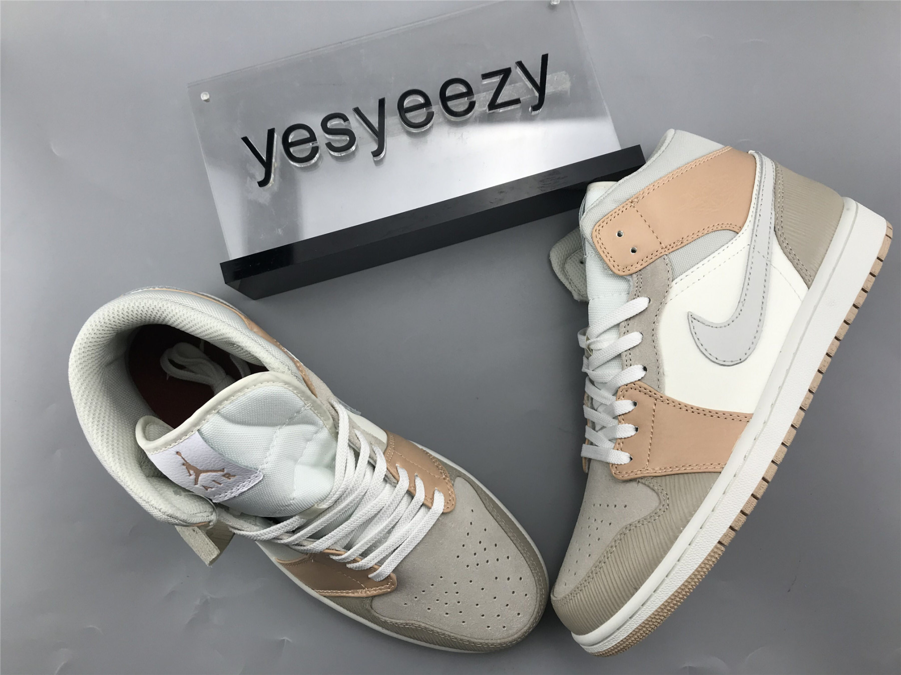 UA AIR JORDAN 1 MID "MILAN"