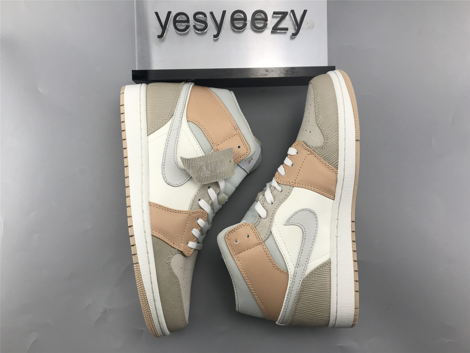 UA AIR JORDAN 1 MID "MILAN"