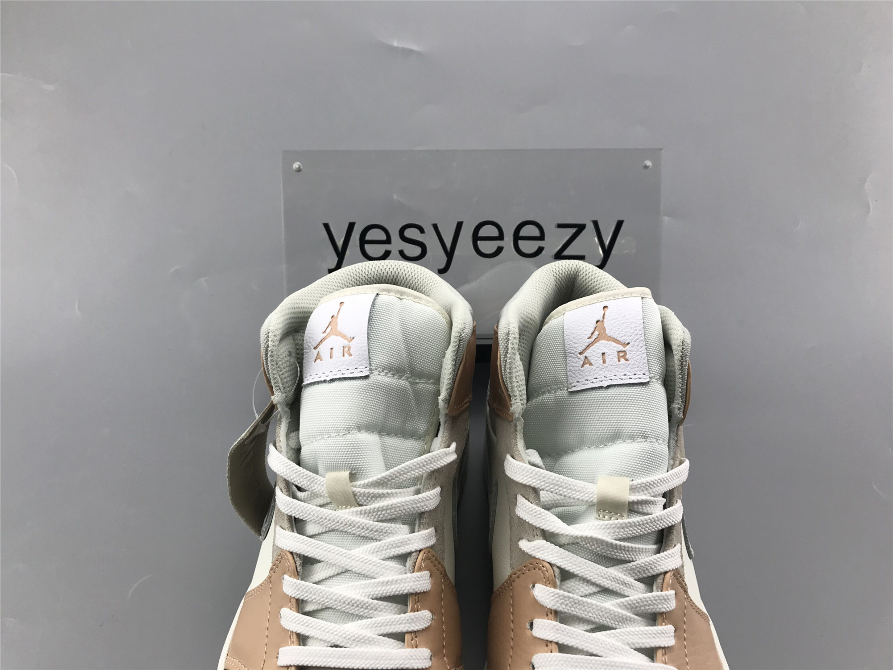 UA AIR JORDAN 1 MID "MILAN"