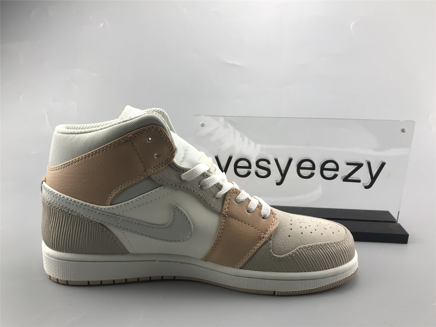 UA AIR JORDAN 1 MID "MILAN"