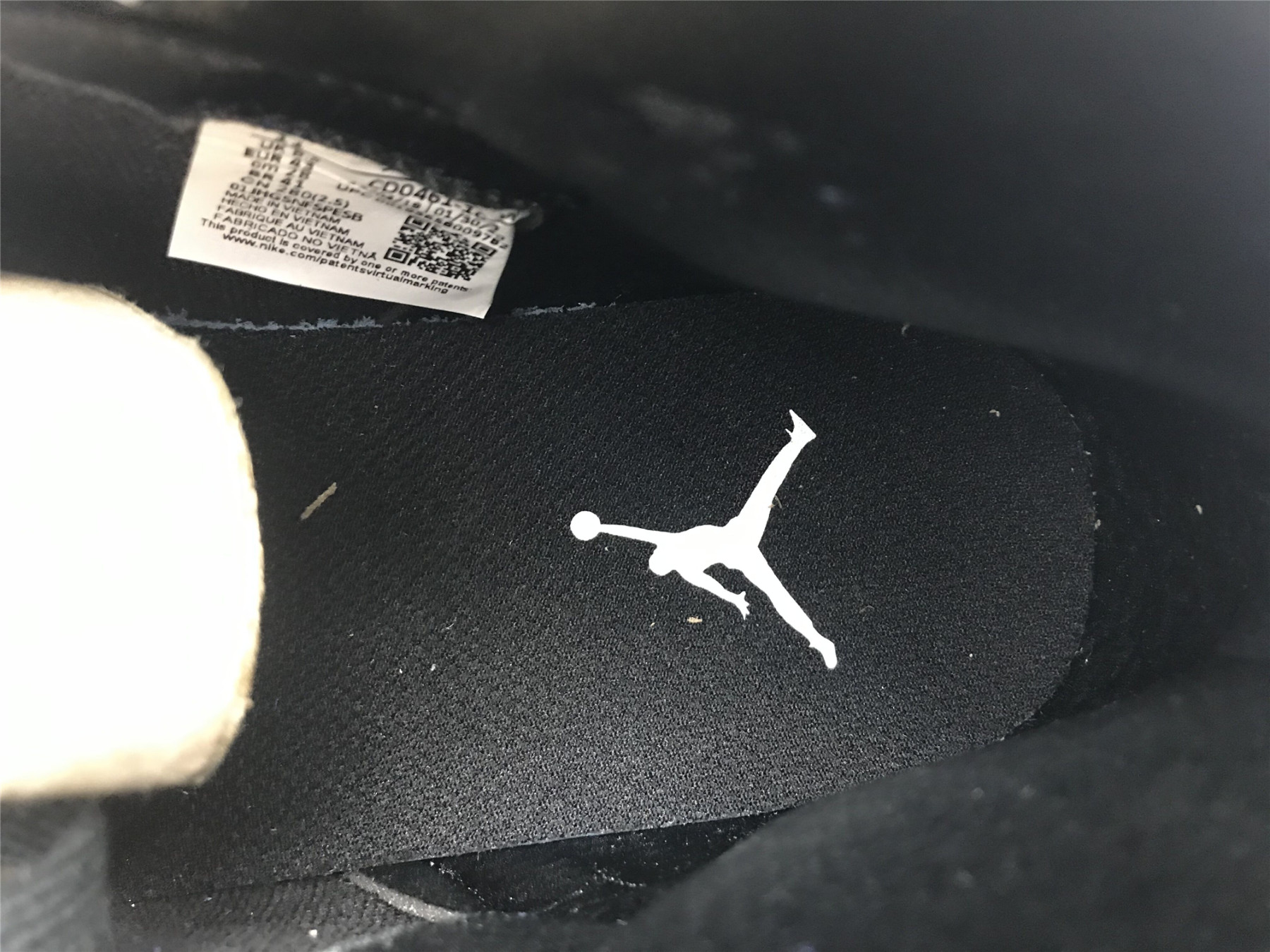 UA WMNS AIR JORDAN 1 RETRO HIGH OG "TIE-DYE"