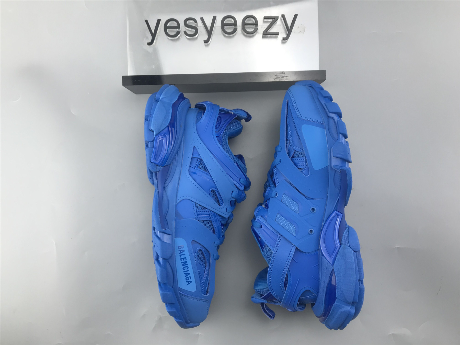 UA TRACK TRAINER SCREEN BLUE