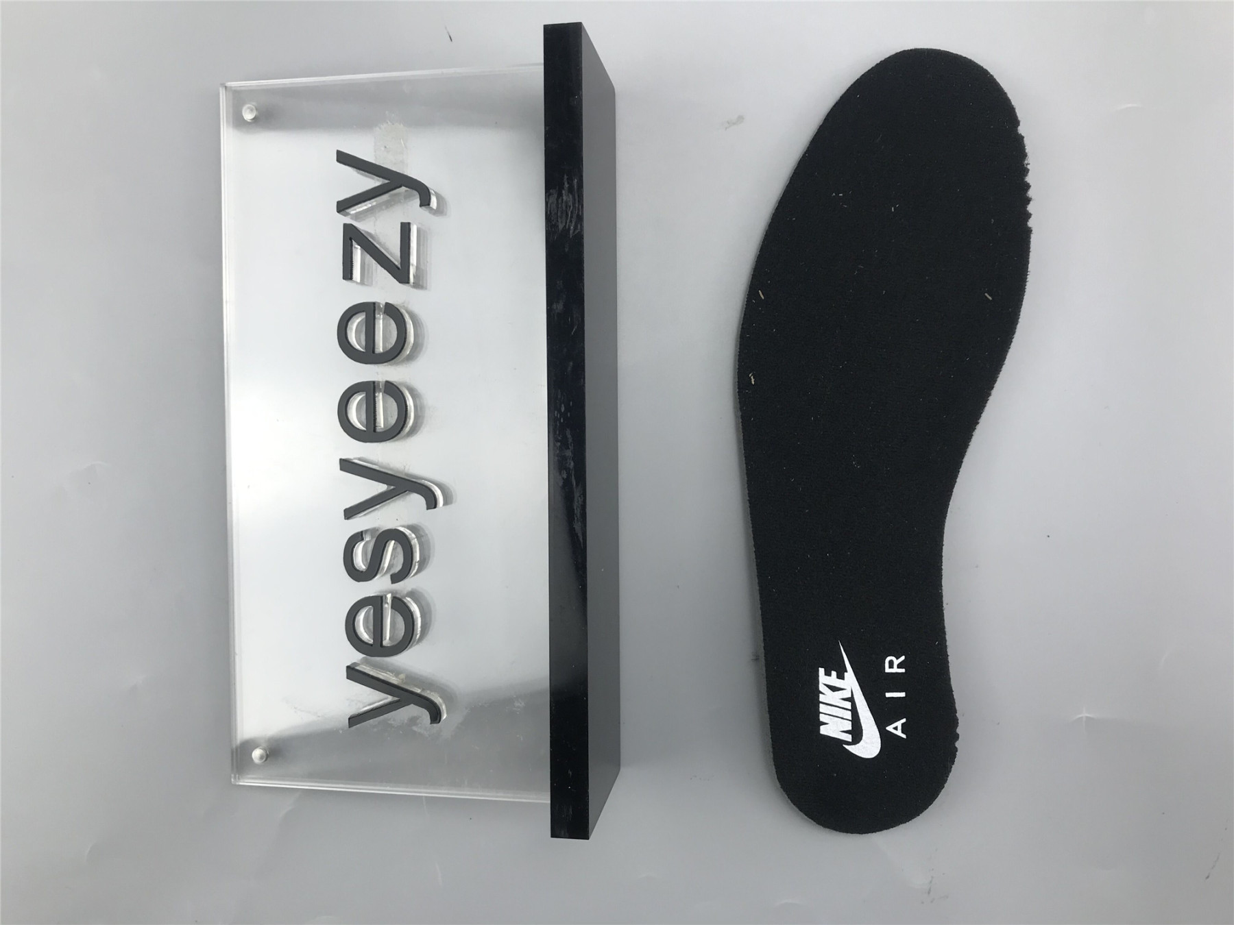 UA AIR JORDAN 5 RETRO "TOP 3"