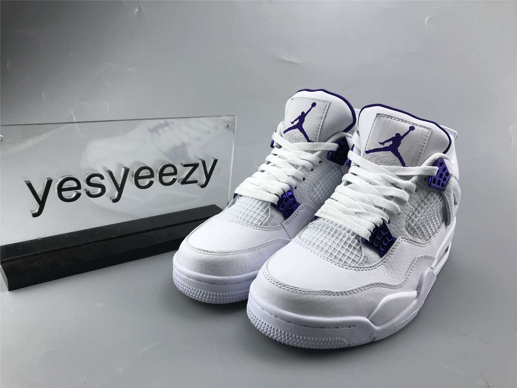 UA AIR JORDAN 4 RETRO "COURT PURPLE"