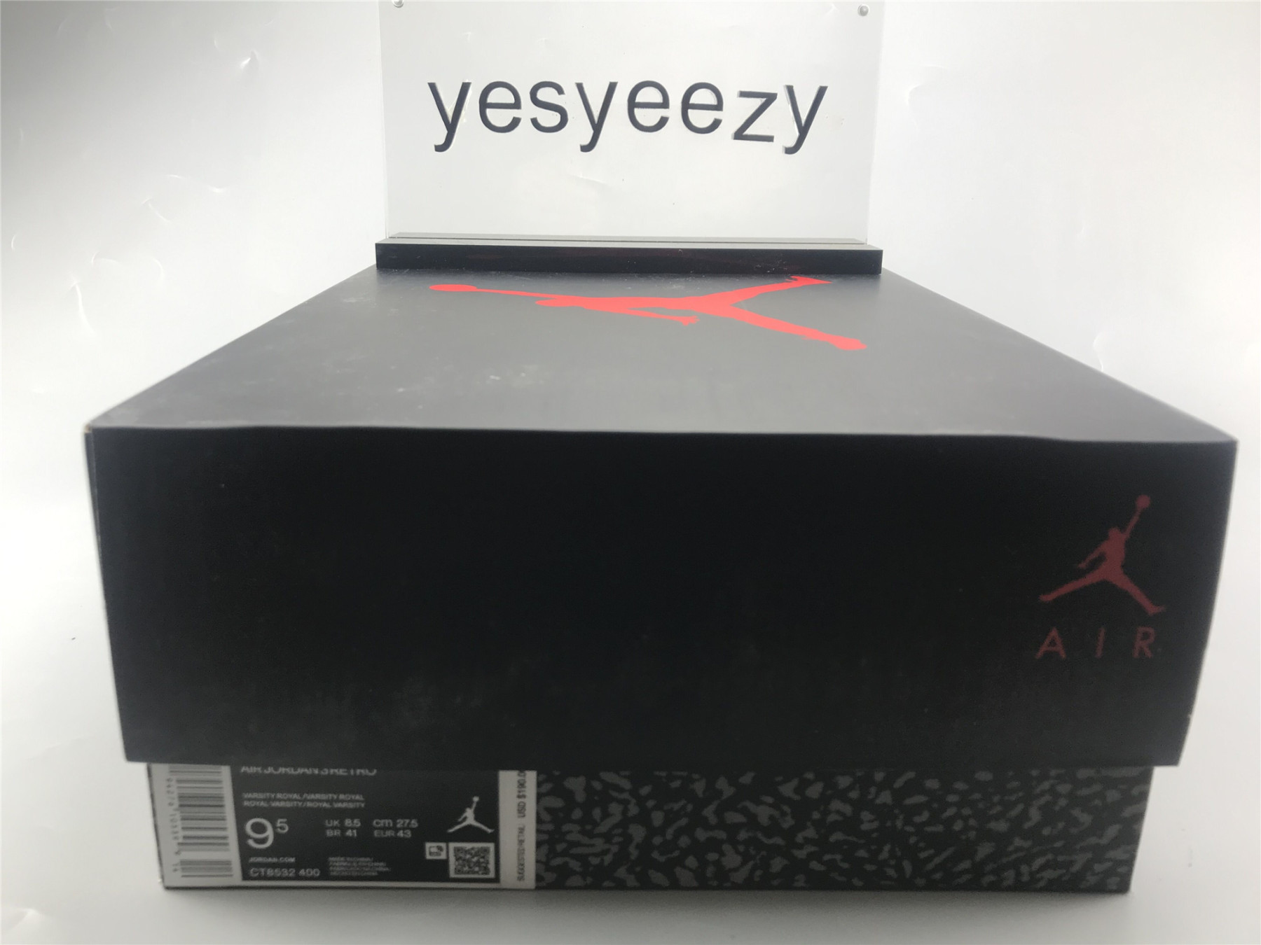 UA AIR JORDAN 3 RETRO "VARSITY ROYAL"