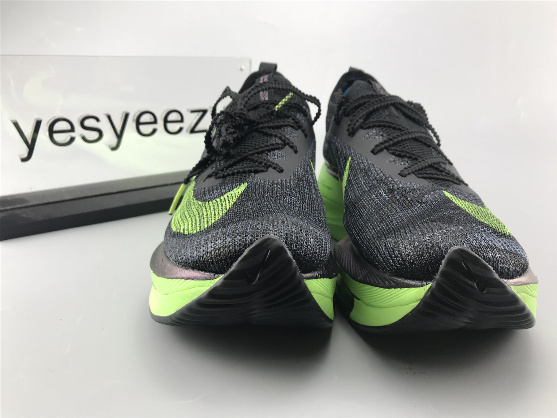 UA NIKE AIR ZOOM ALPHAFLY NEXT% BLACK ELECTRIC GREEN