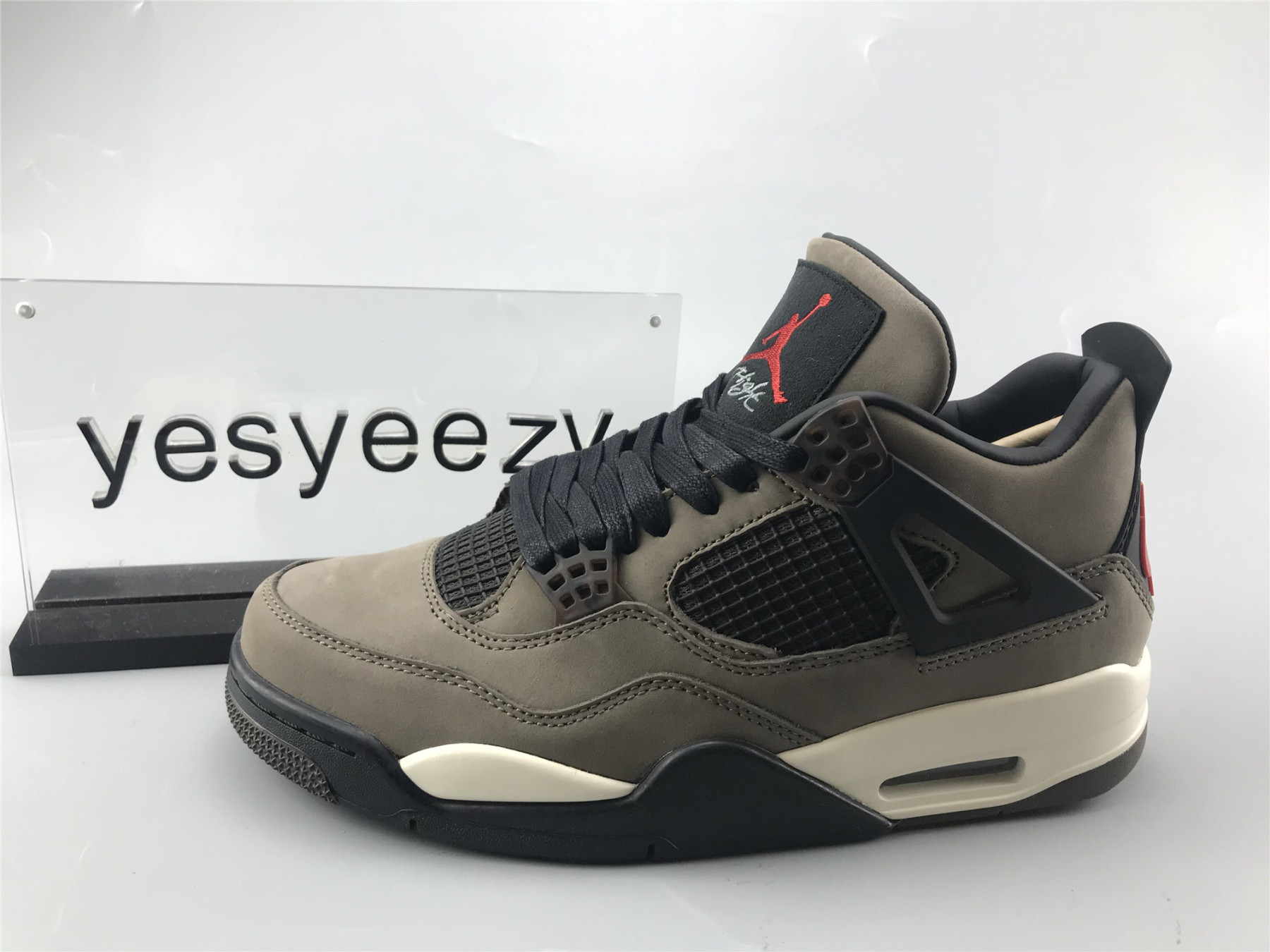 UA TRAVIS SCOTT X AIR JORDAN 4 "CATUS JACK" OLIVE