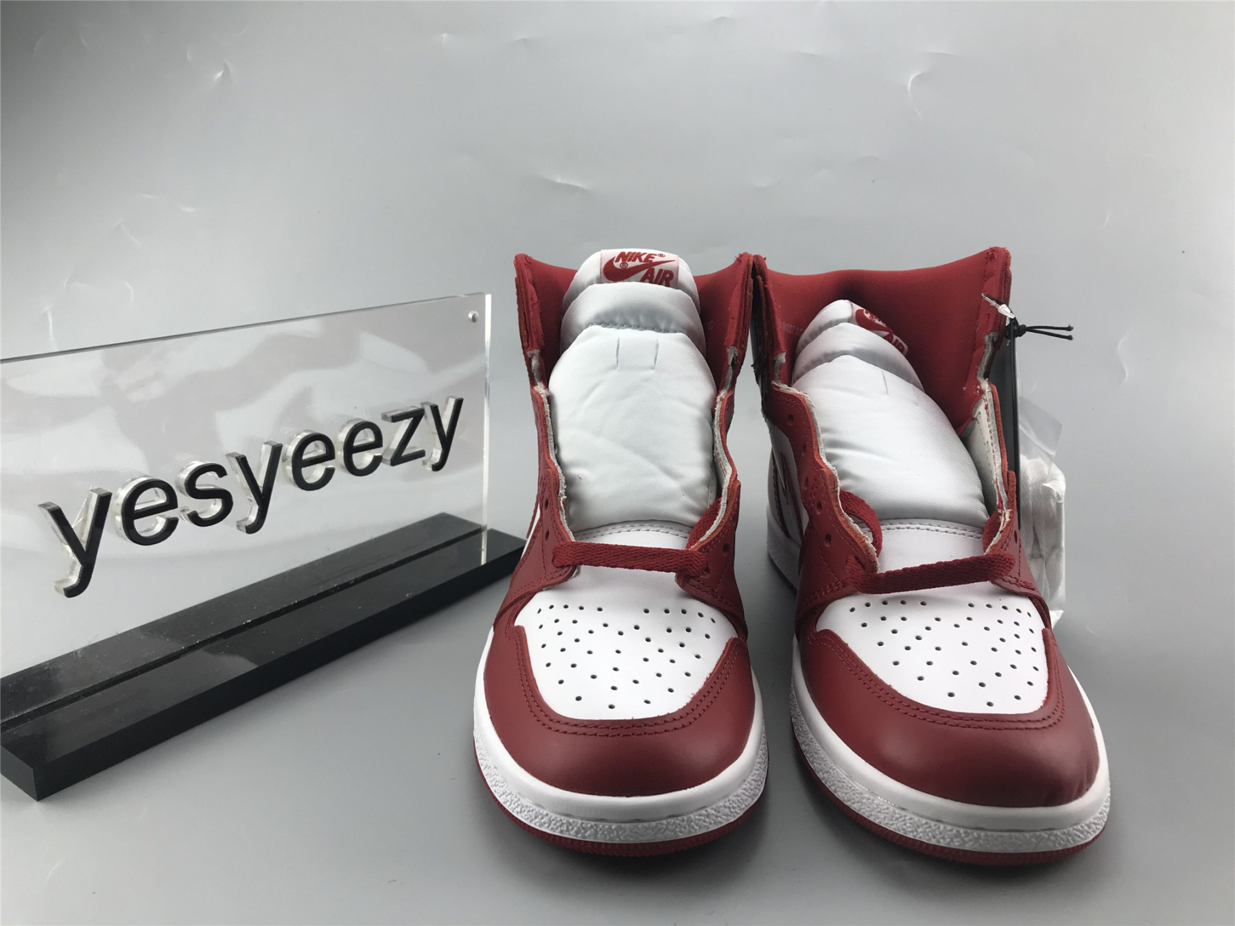 UA AIR JORDAN NEW BEGINNINGS PACK RETRO HIGH 1 & NIKE AIR SHIP