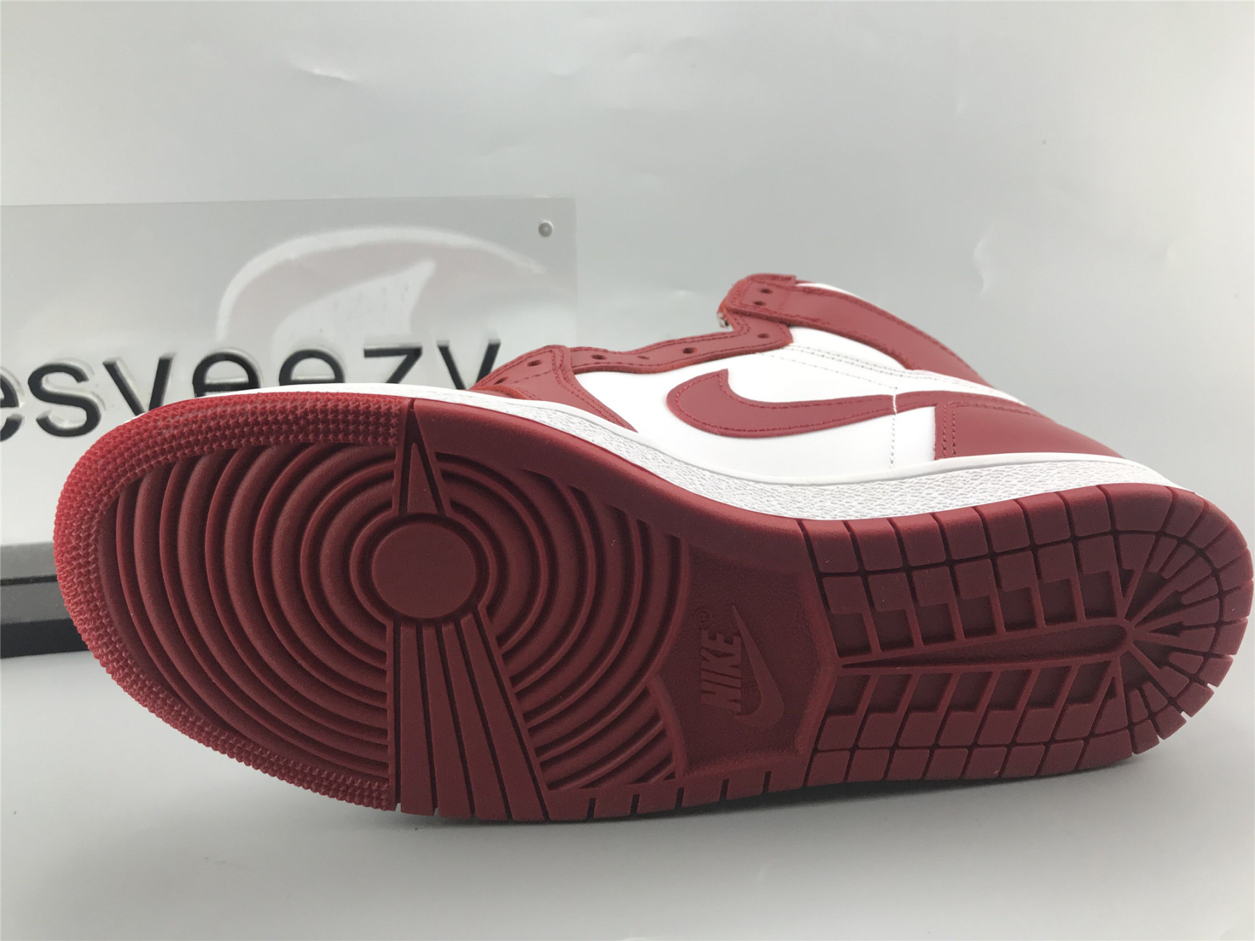 UA AIR JORDAN NEW BEGINNINGS PACK RETRO HIGH 1 & NIKE AIR SHIP