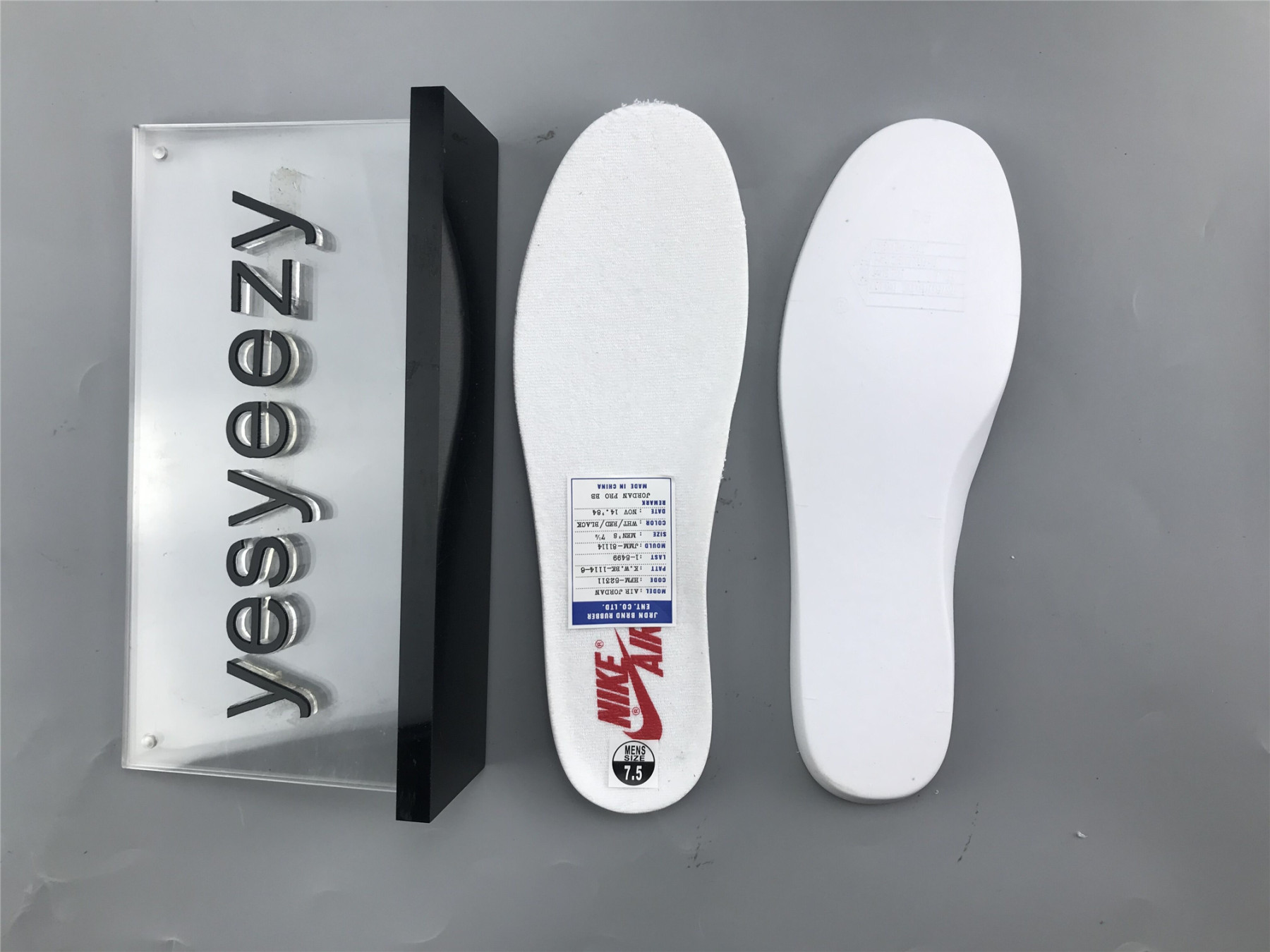 UA AIR JORDAN NEW BEGINNINGS PACK RETRO HIGH 1 & NIKE AIR SHIP