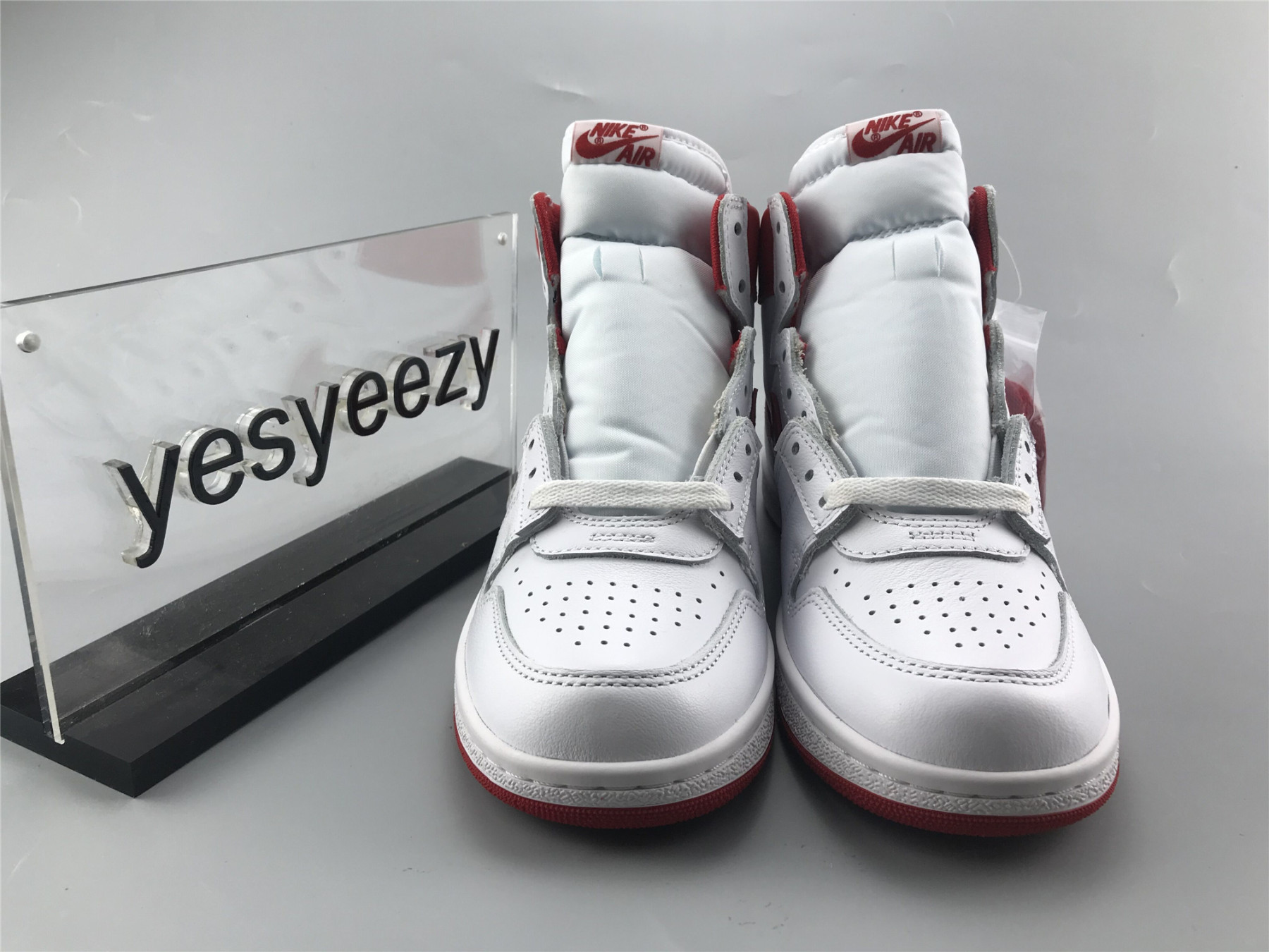 UA AIR JORDAN NEW BEGINNINGS PACK RETRO HIGH 1 & NIKE AIR SHIP