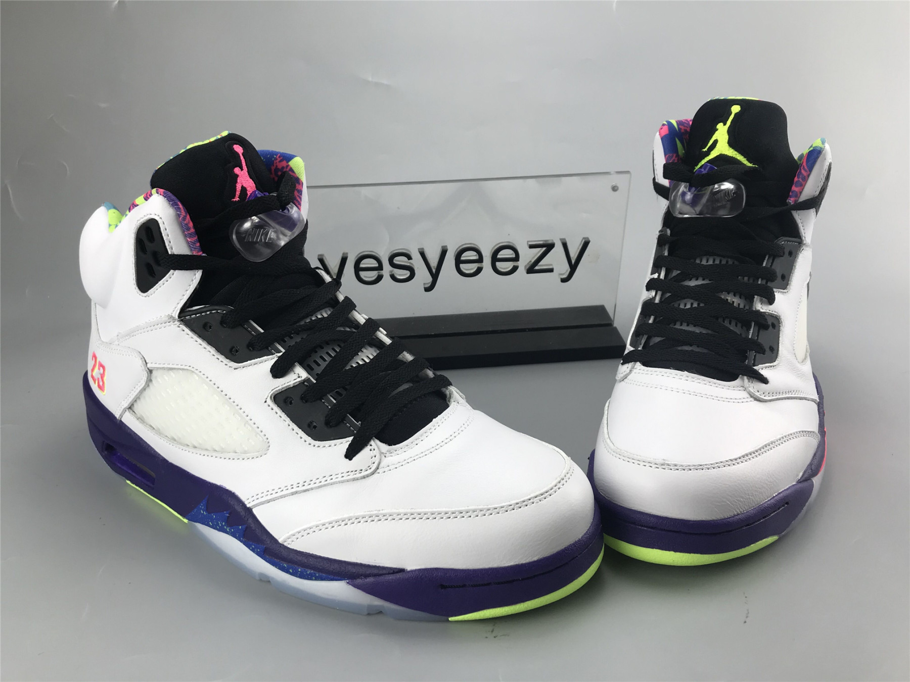 UA AIR JORDAN 5 RETRO 