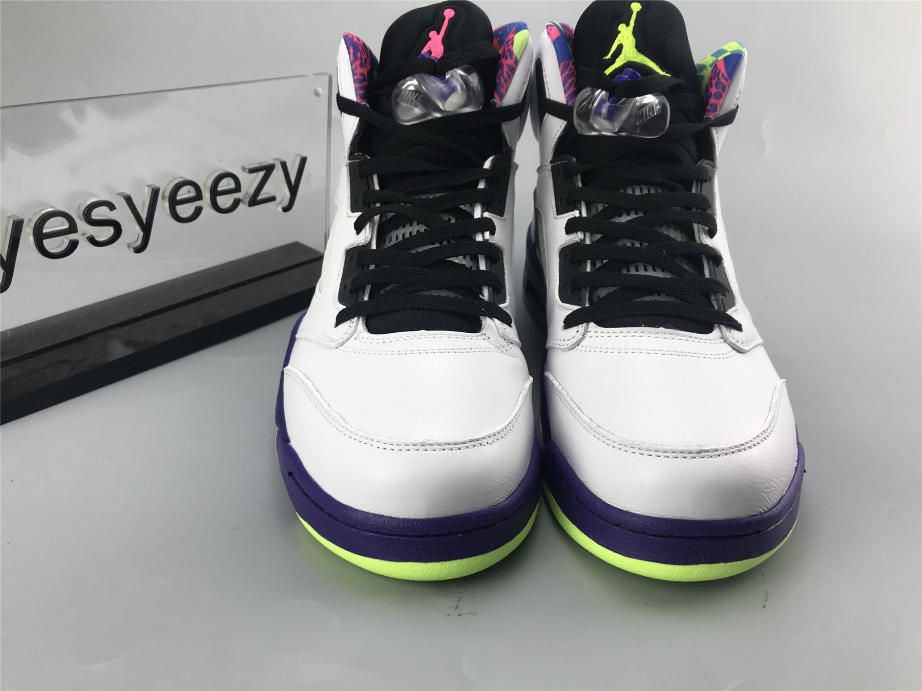 UA AIR JORDAN 5 RETRO 