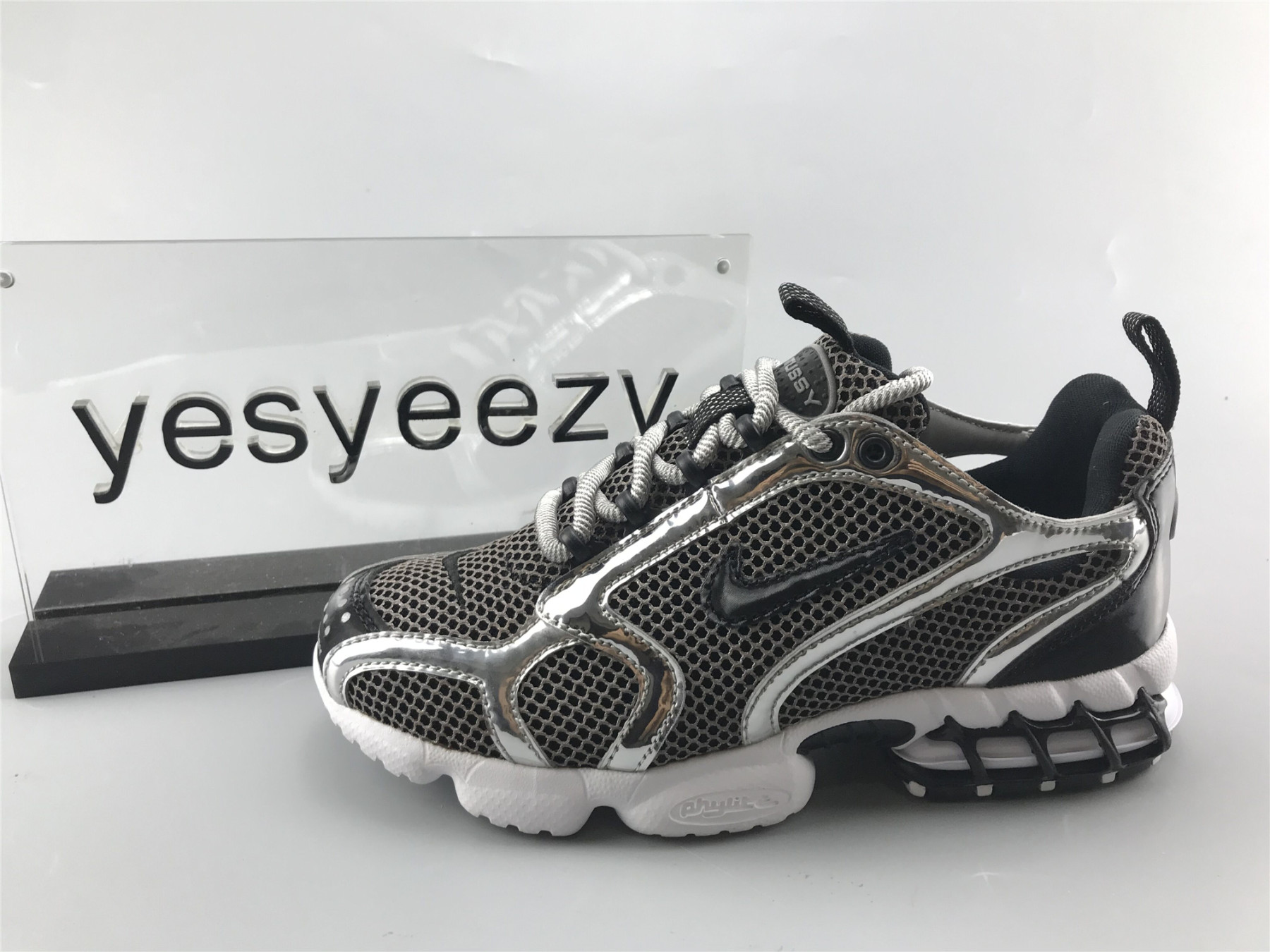 UA NIKE STUSSY X AIR ZOOM SPIRIDON CAGED 