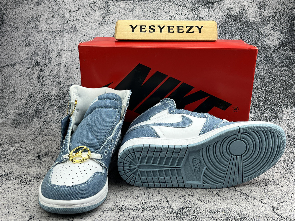 UA AIR JORDAN 1 HIGH OG 