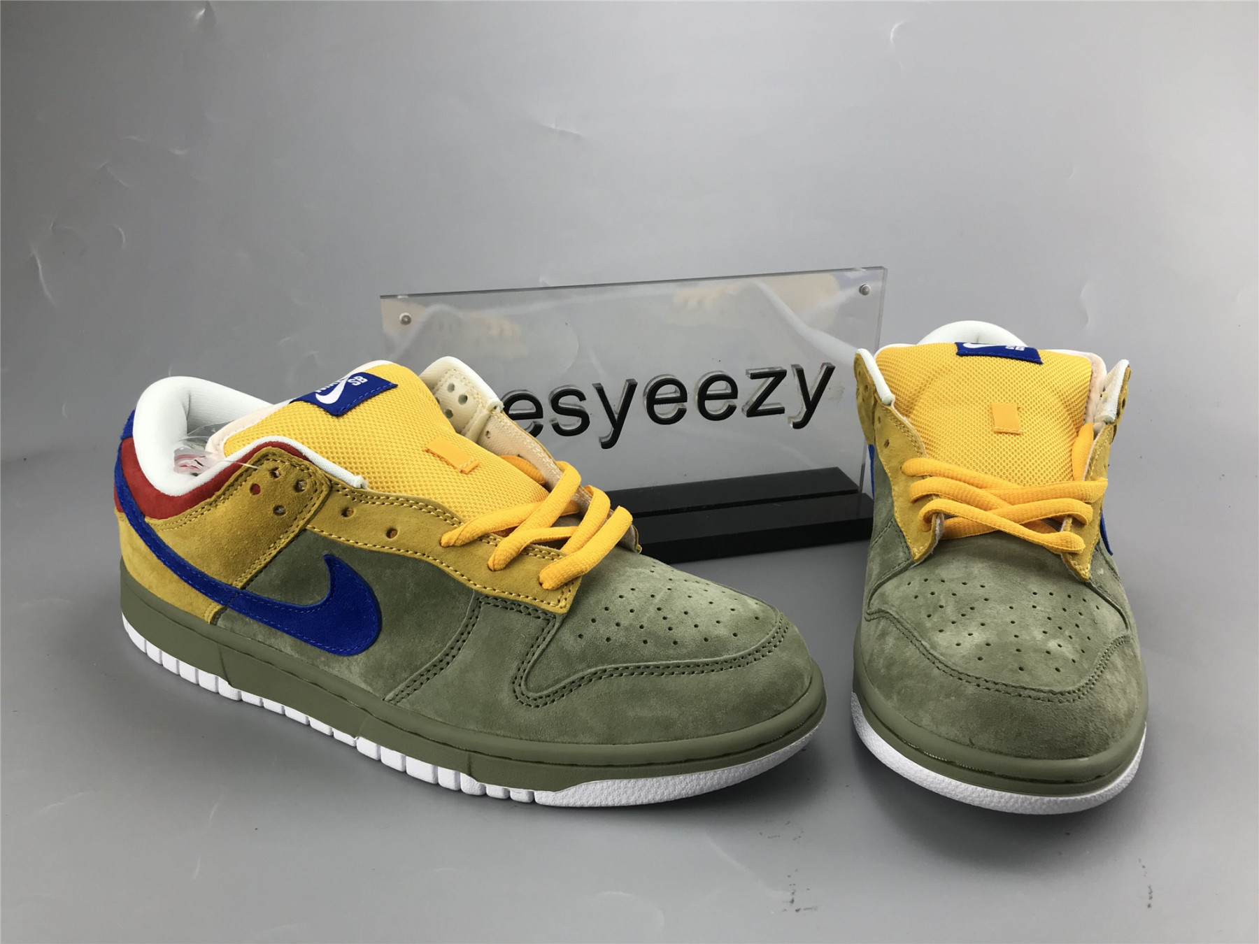 UA NIKE DUNK LOW PREMIUM SB 