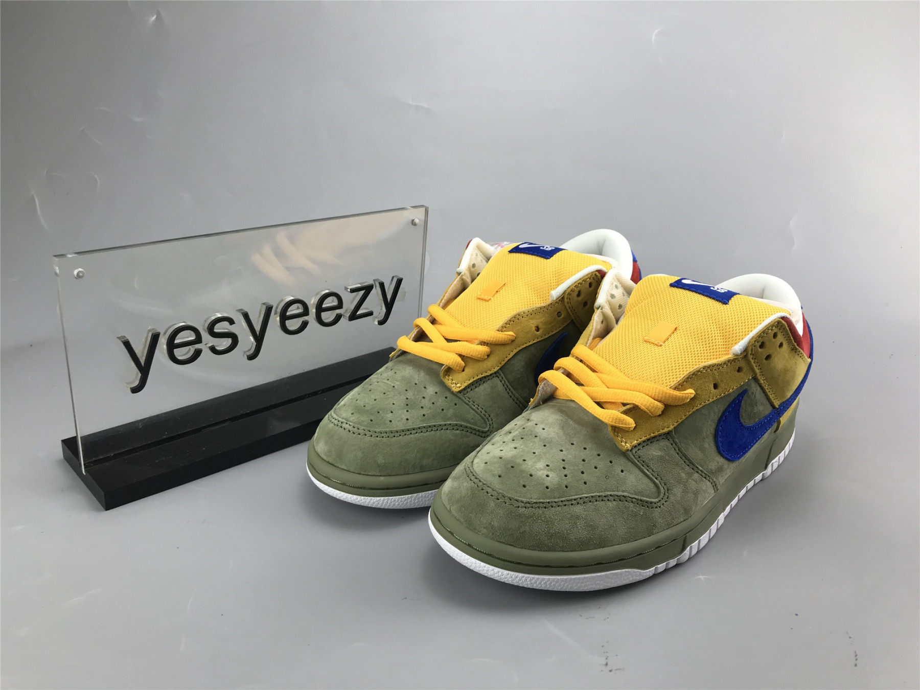 UA NIKE DUNK LOW PREMIUM SB 