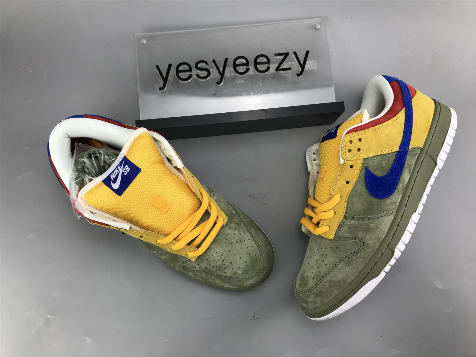 UA NIKE DUNK LOW PREMIUM SB 