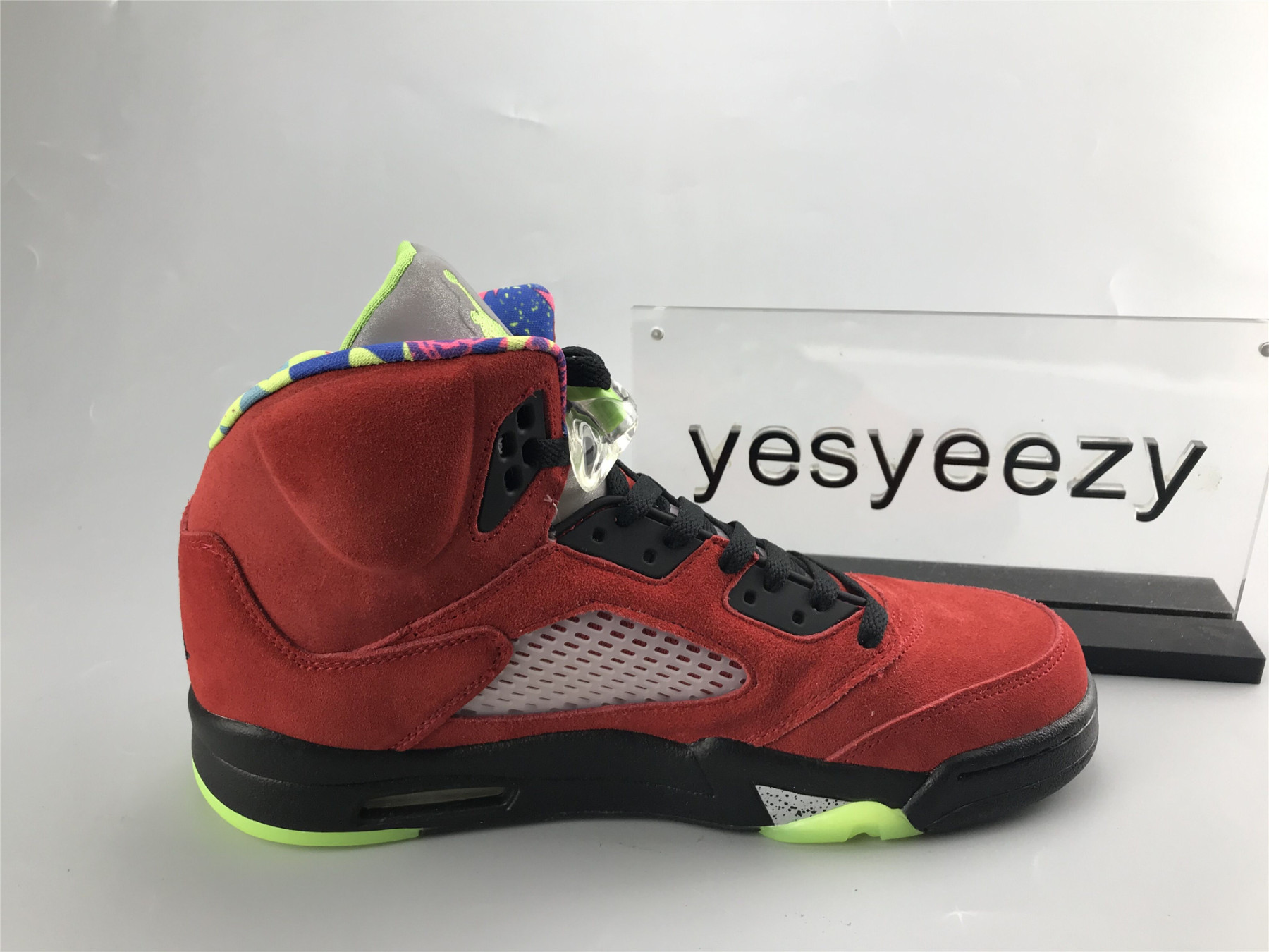 UA AIR JORDAN 5 RETRO "WHAT THE"