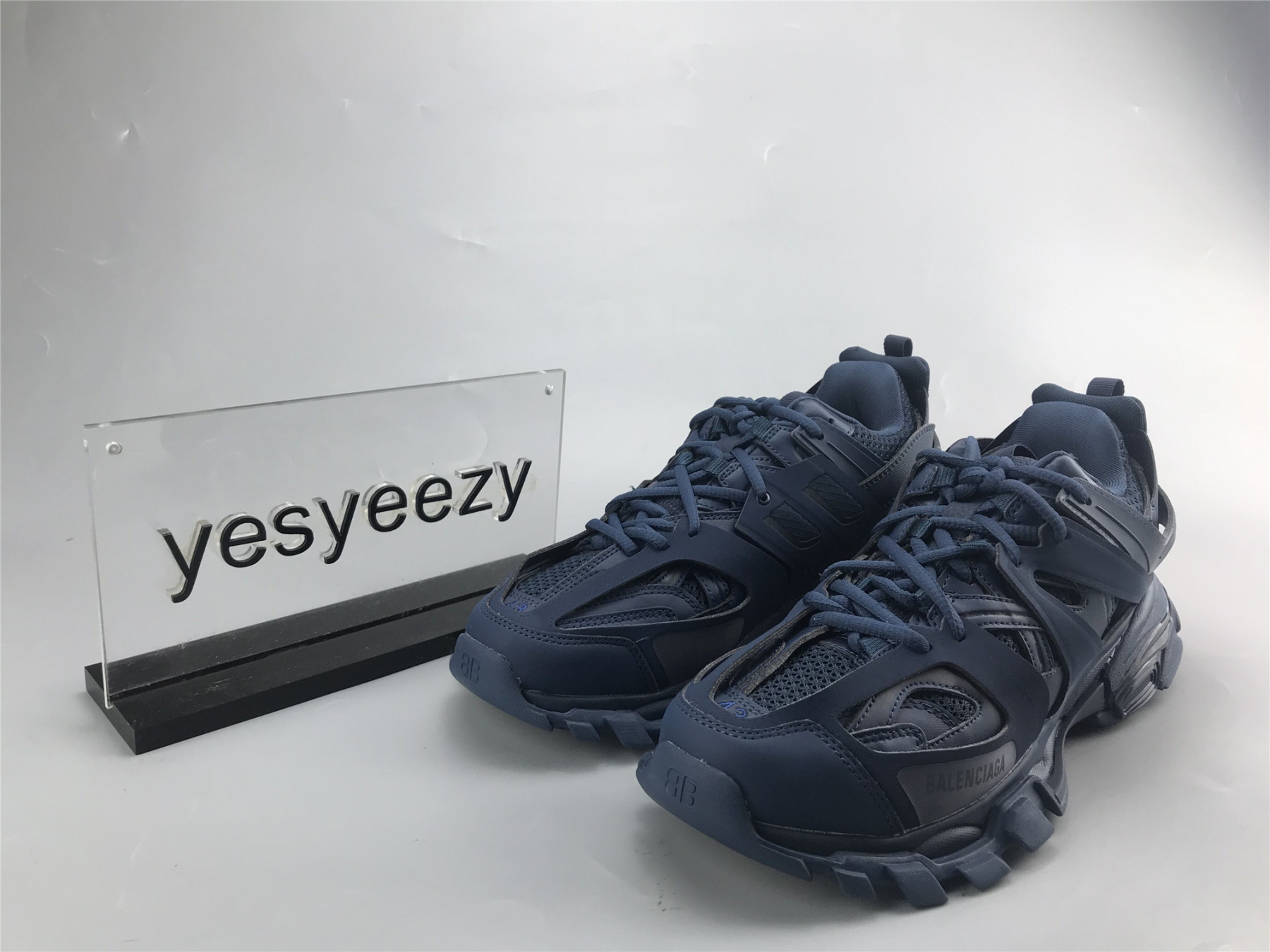 UA TRACK TRAINER DARK NAVY