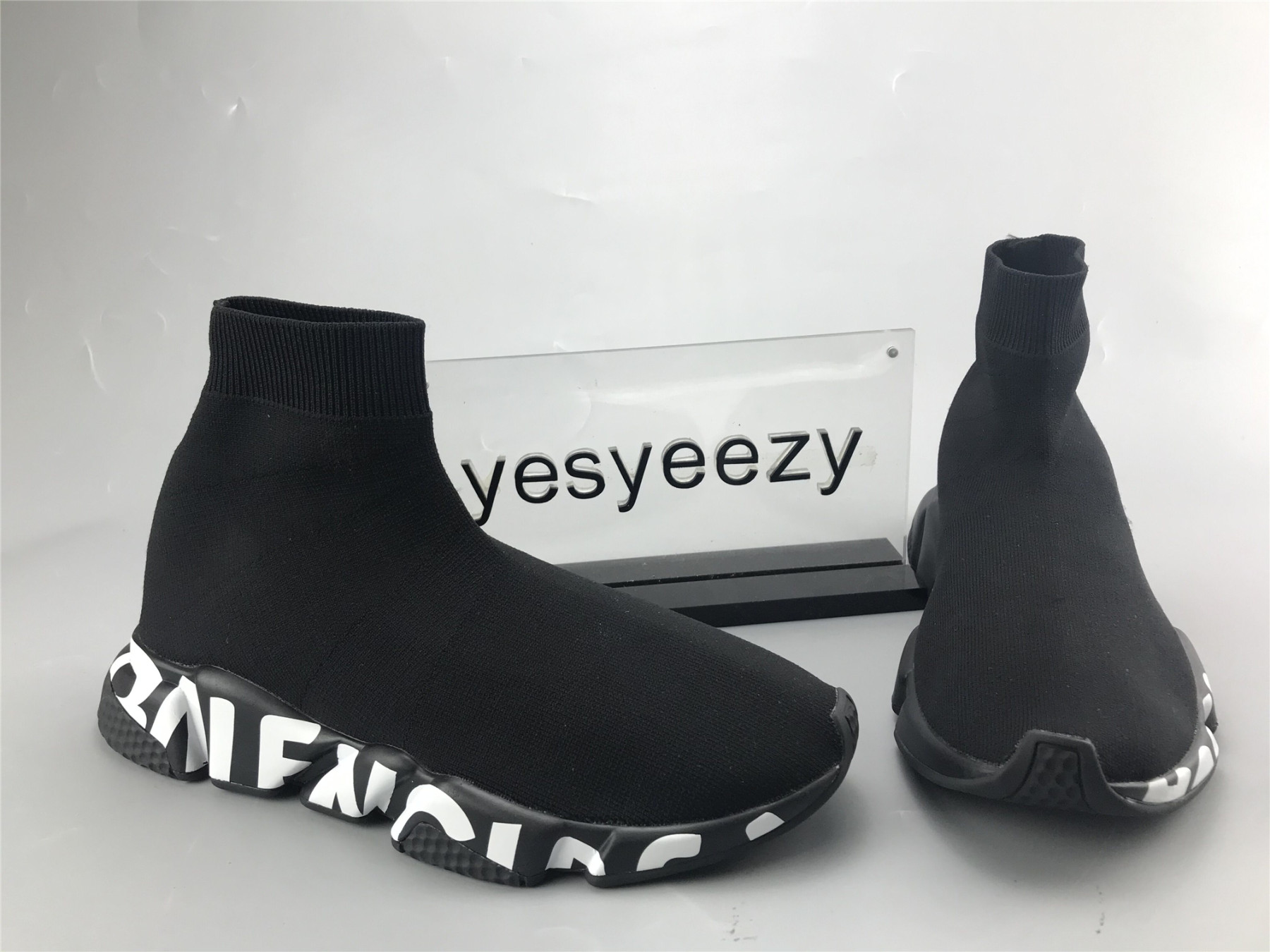 UA GRAFFITI SPEED TRAINER BLACK