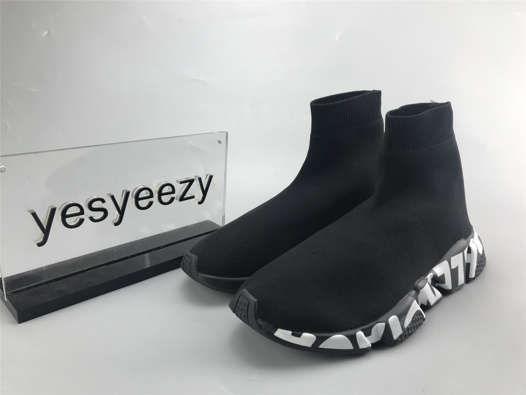 UA GRAFFITI SPEED TRAINER BLACK