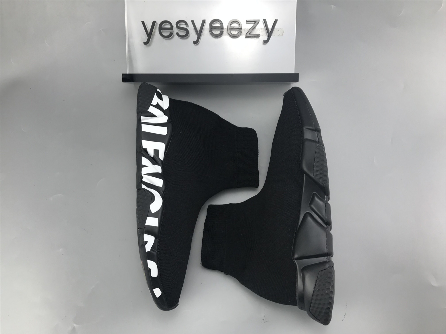 UA GRAFFITI SPEED TRAINER BLACK