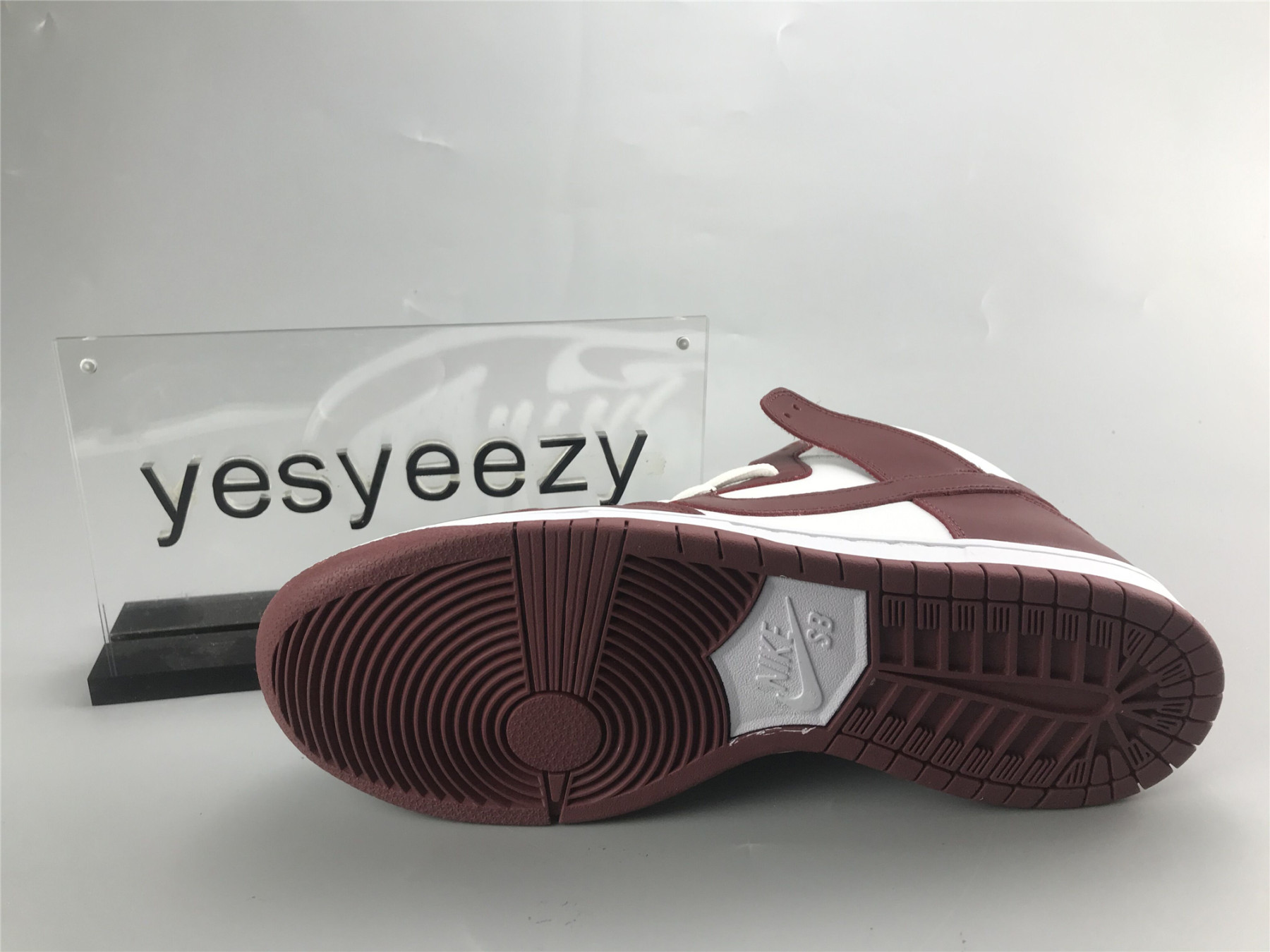 UA NIKE SB DUNK HIGH PRO