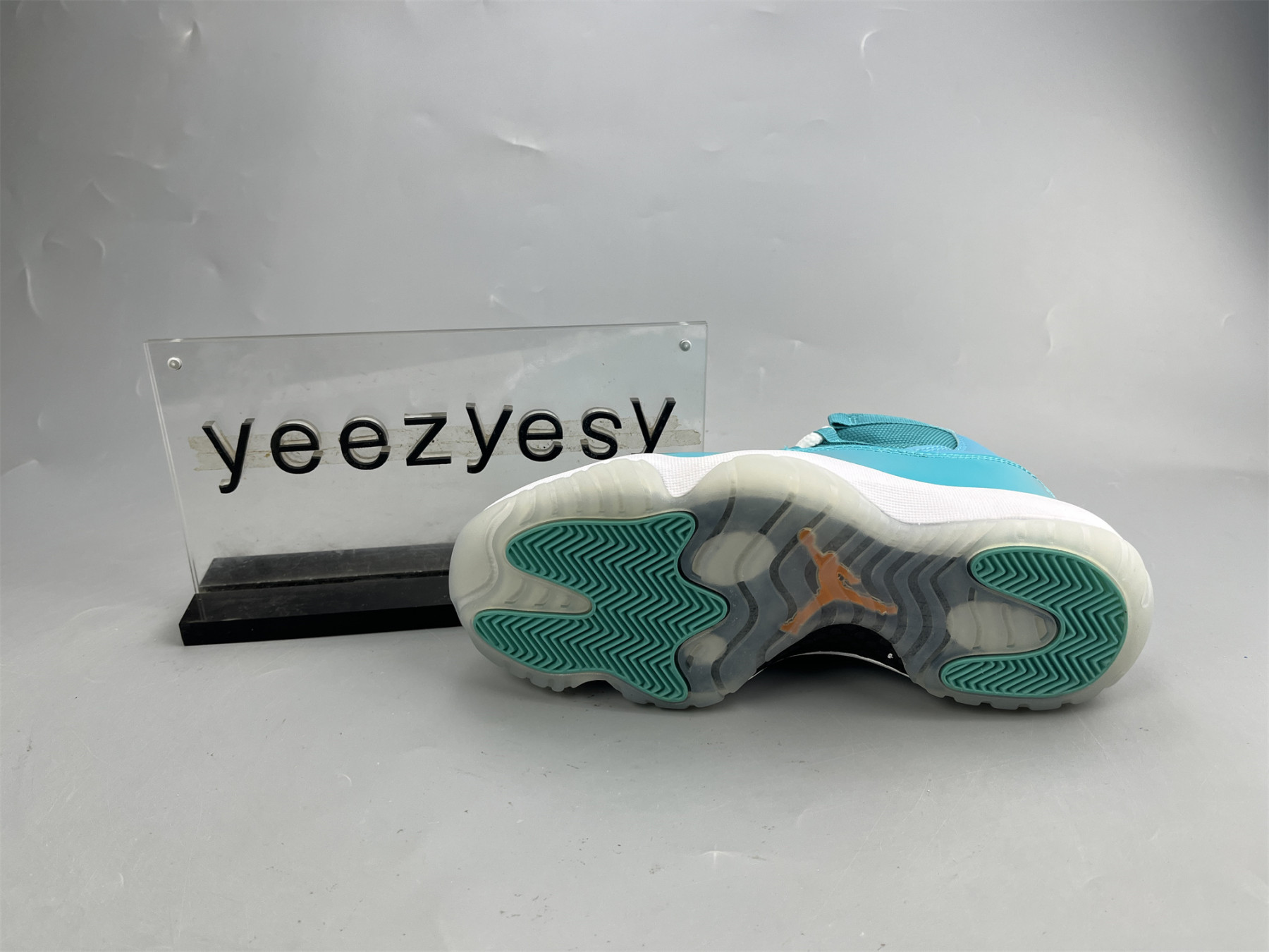 UA AIR JORDAN 11 RETRO SOUTH COAST