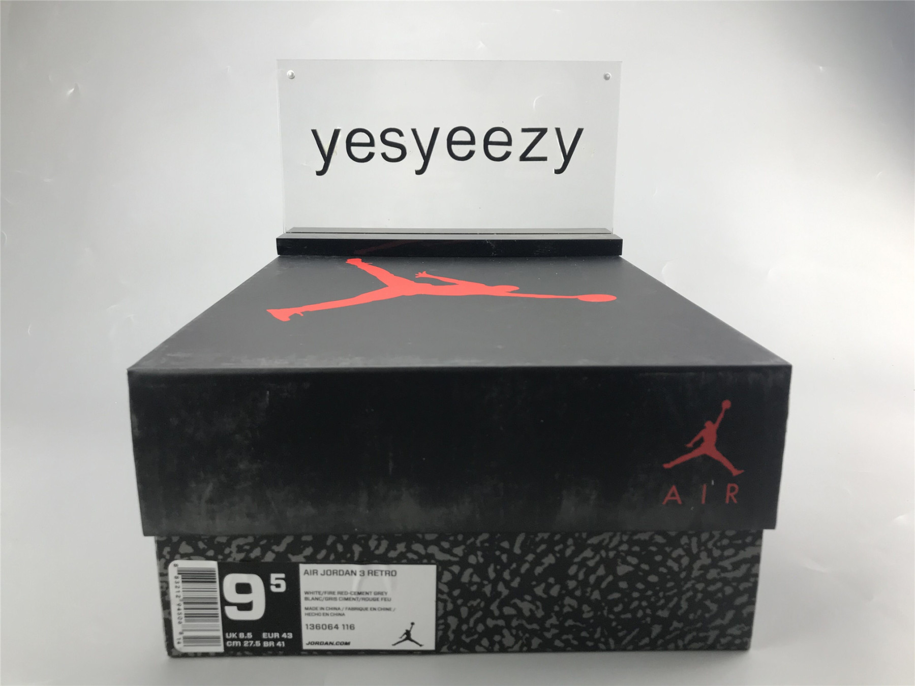 UA AIR JORDAN 3 RETRO 