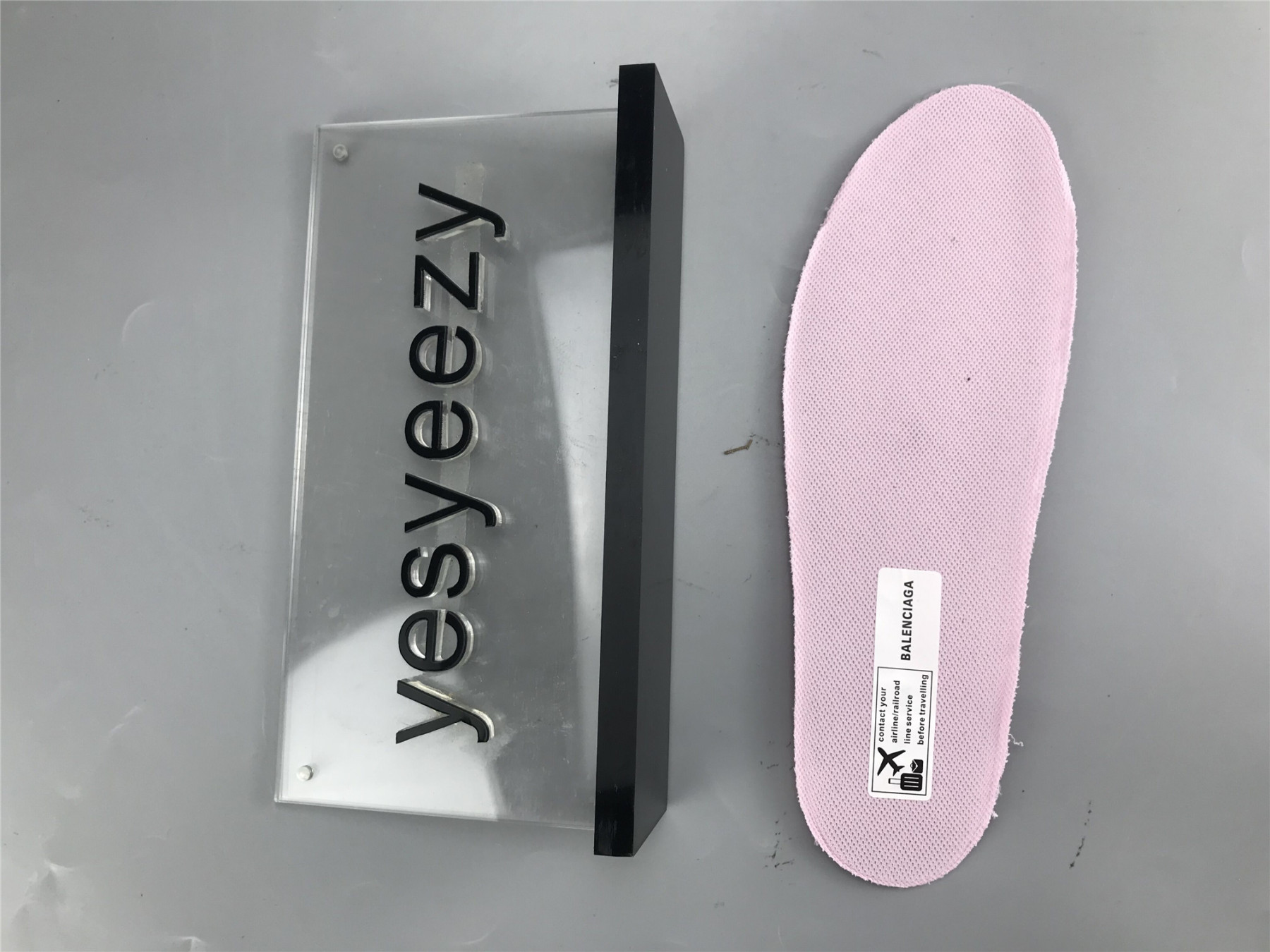 UA TRACK TRAINER BLACK PINK WITH LED LIGHTS