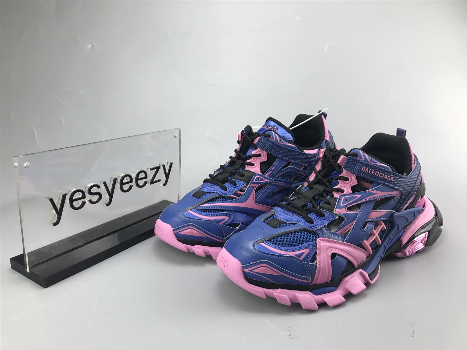 UA TRACK 2 TRAINER BLUE PINK