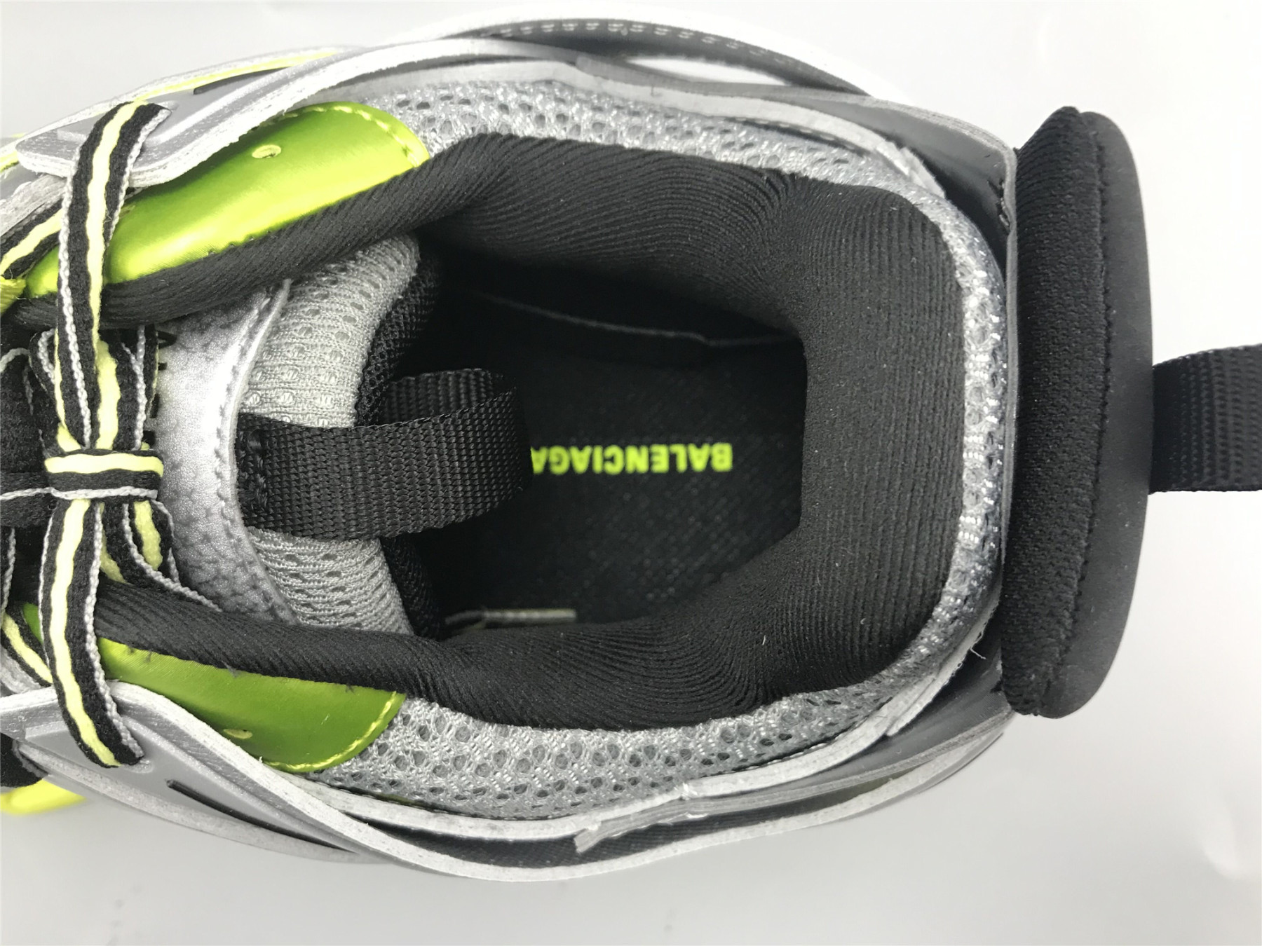 UA TRACK TRAINER SILVER GREEN SNEAKER